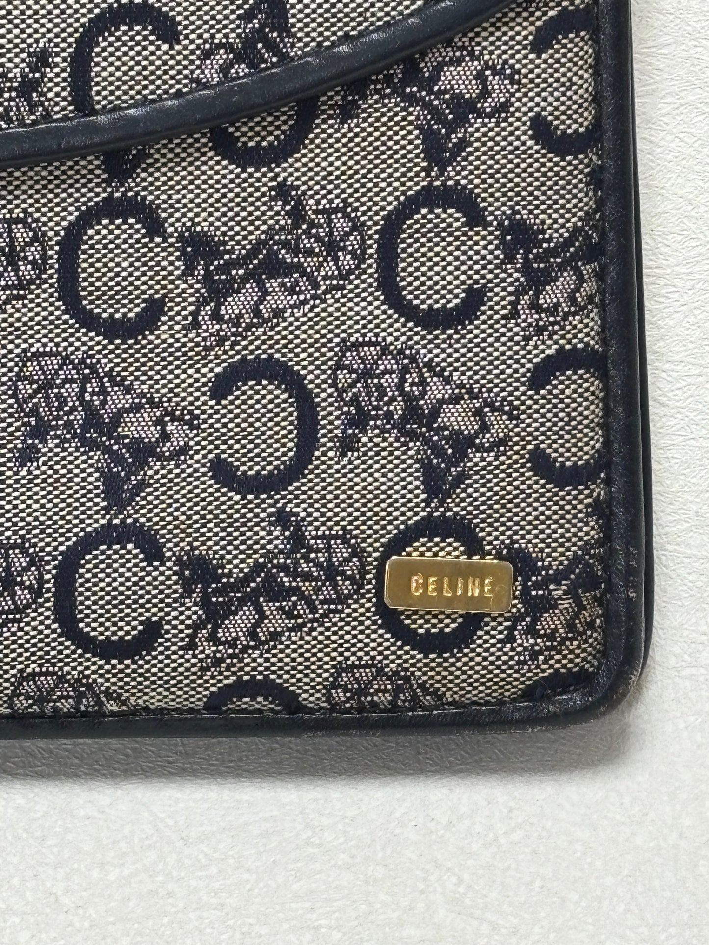 CÉLINE Pochette Monogramme