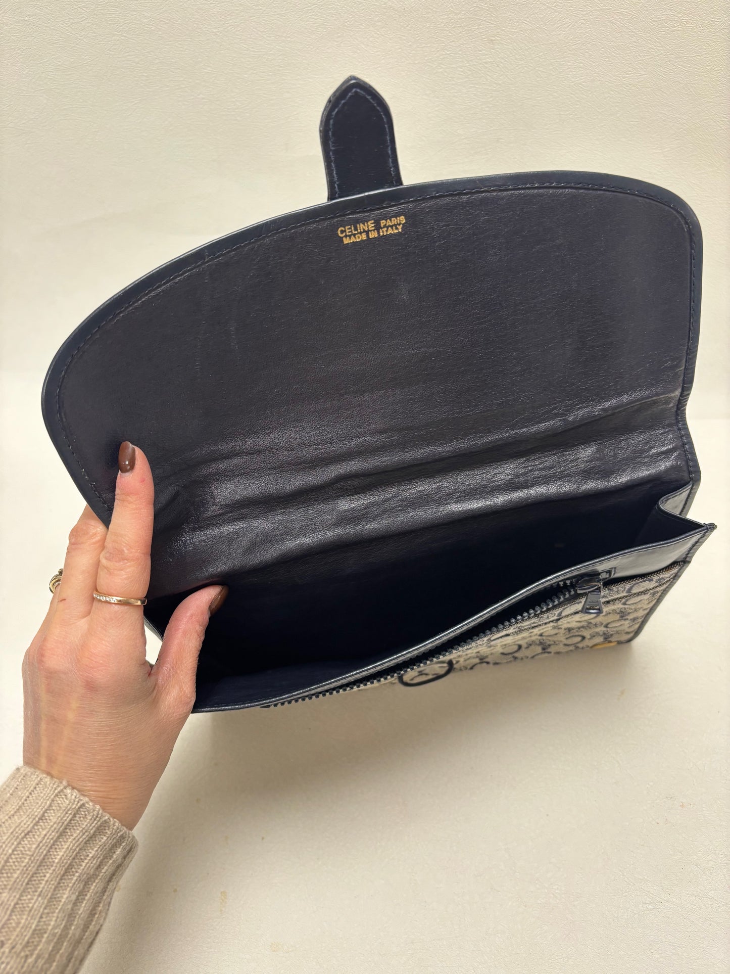 CÉLINE Pochette Monogramme