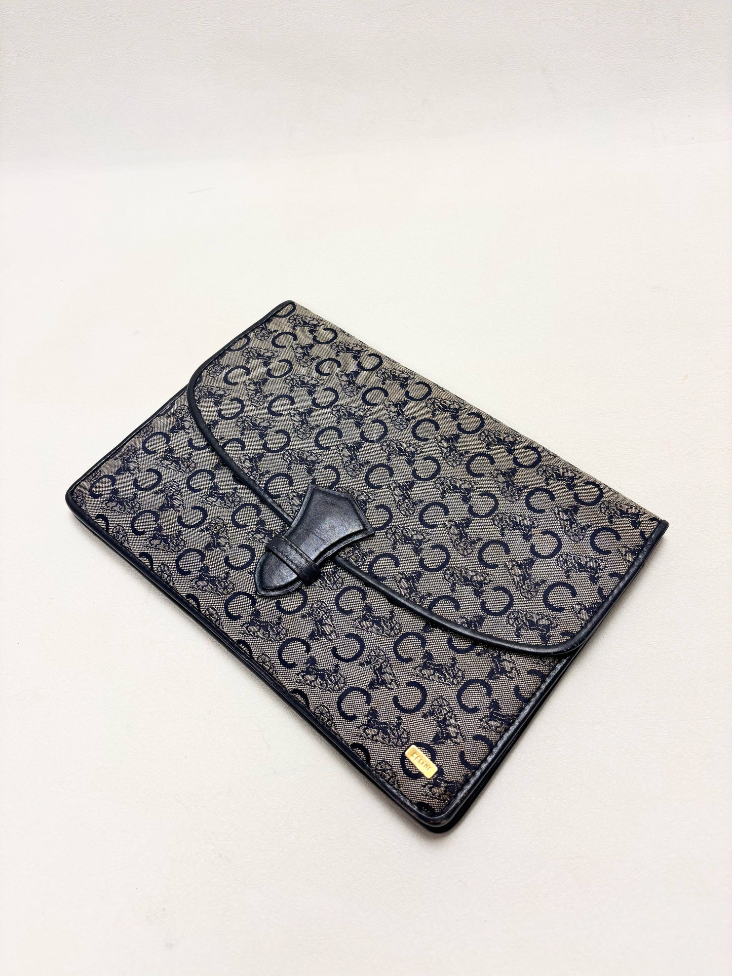 CÉLINE Pochette Monogramme