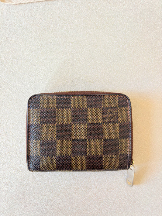 LOUIS VUITTON Portefeuille Zippy Damier