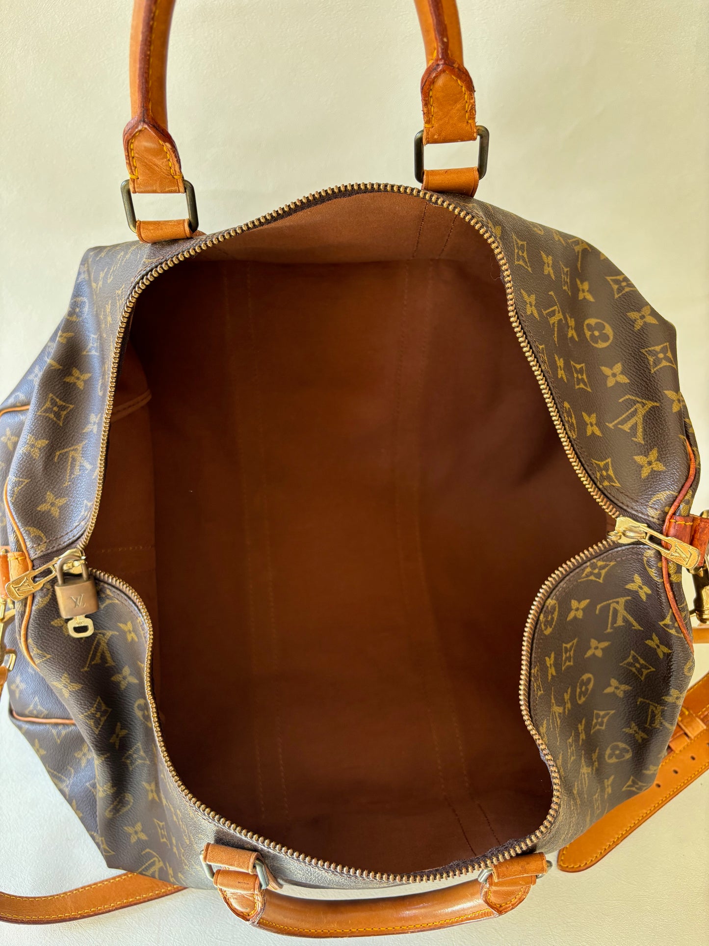 LOUIS VUITTON Sac Keepall 60 Bandoulière