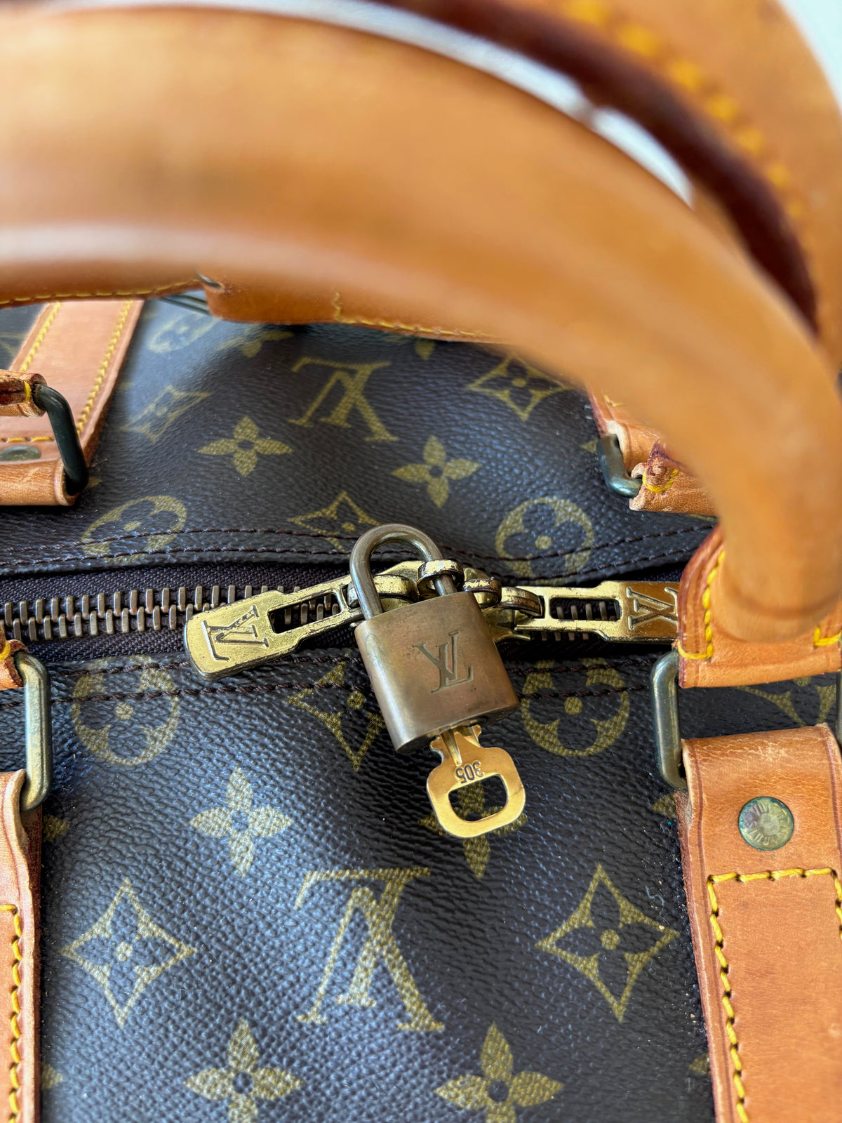 LOUIS VUITTON Sac Keepall 55 Bandoulière