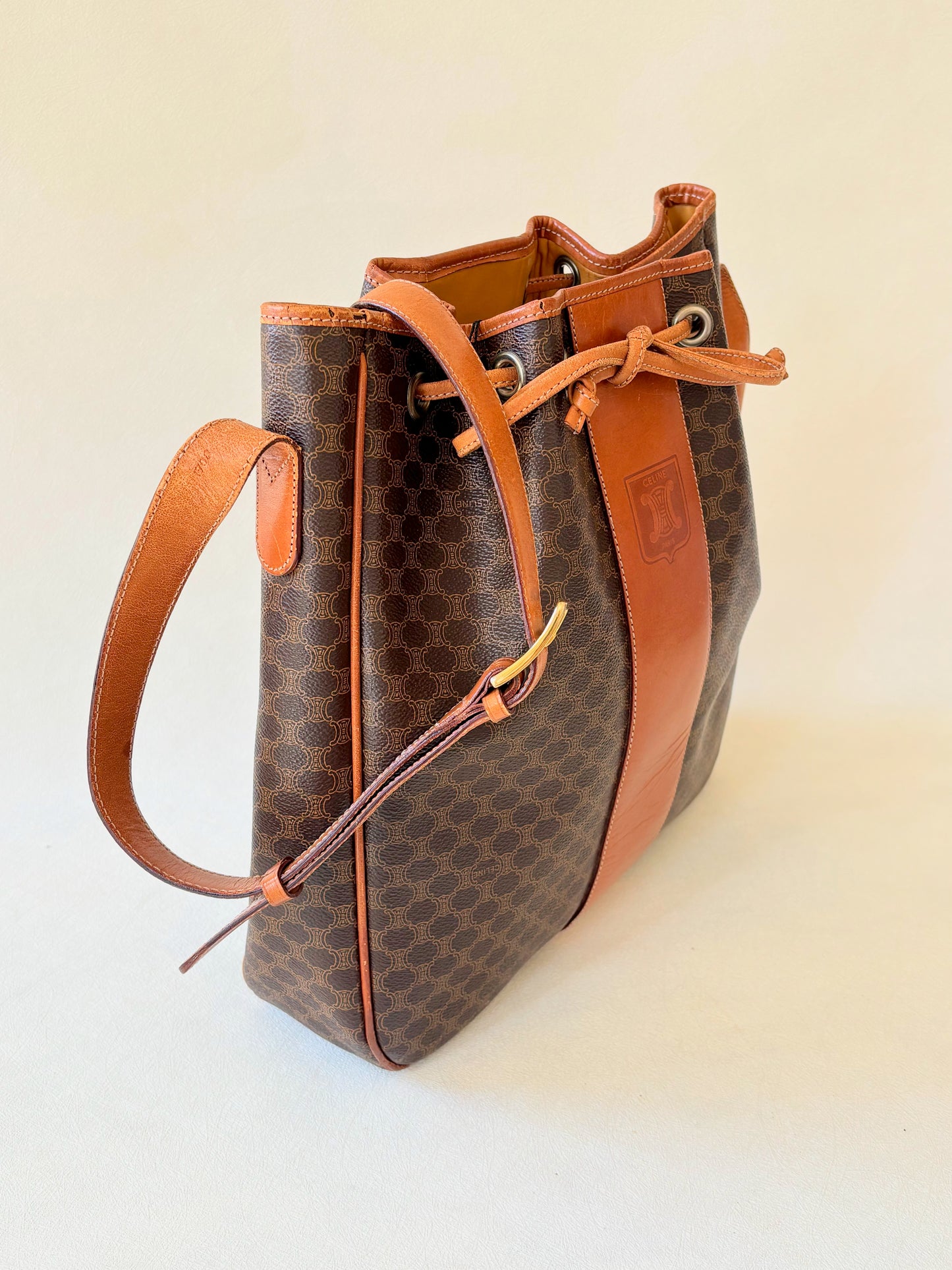 CÉLINE Sac seau Triomphe