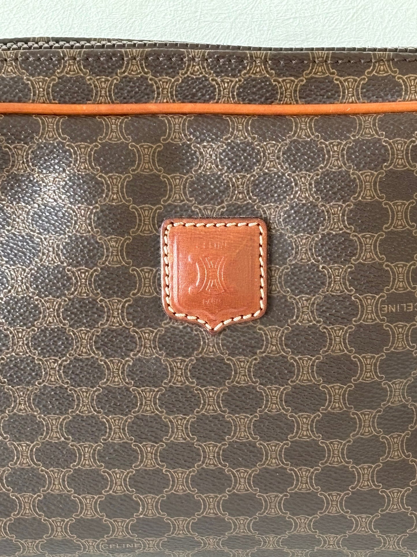 CÉLINE Pochette Triomphe