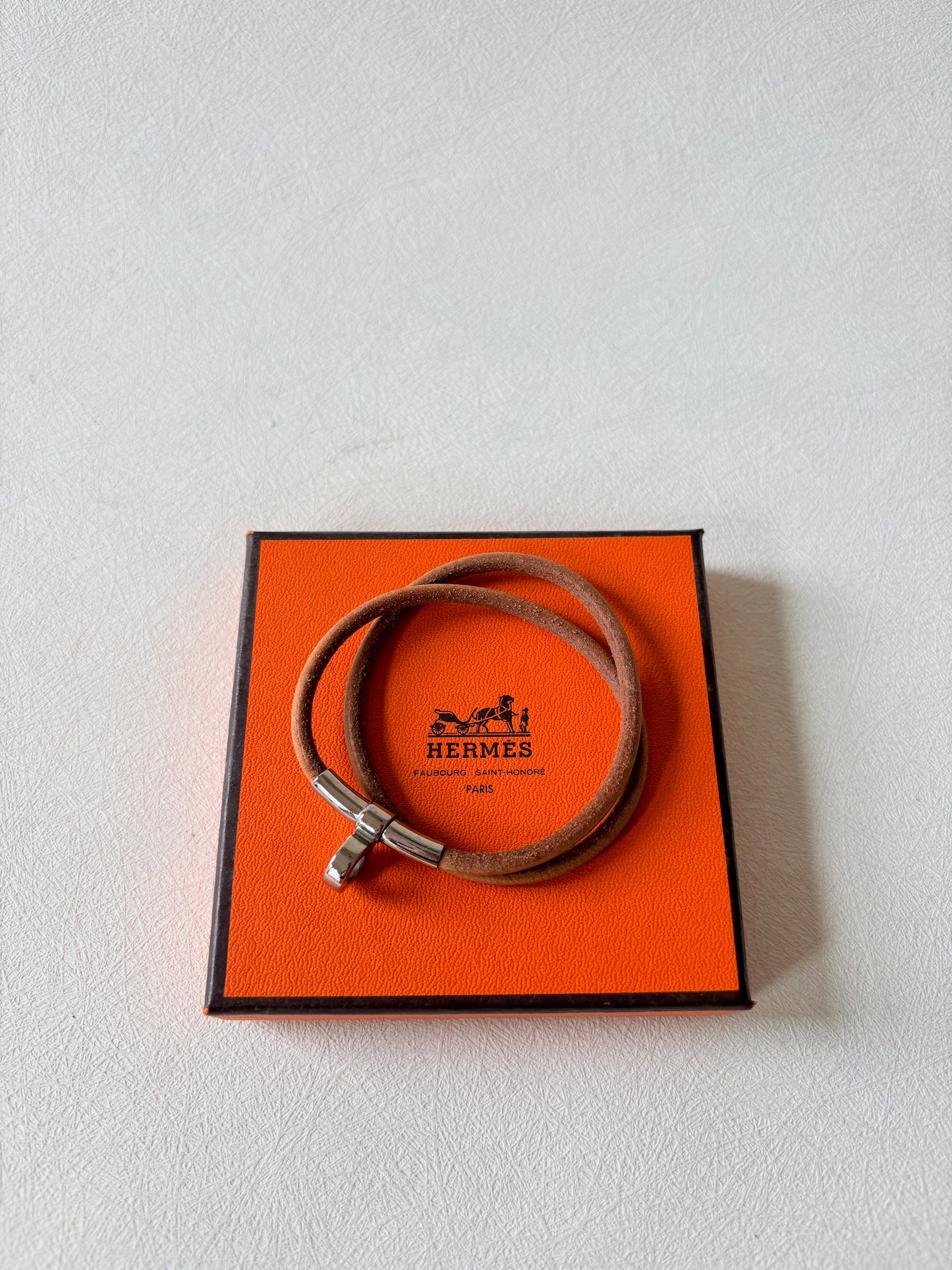 HERMÈS Collier Tour de cou