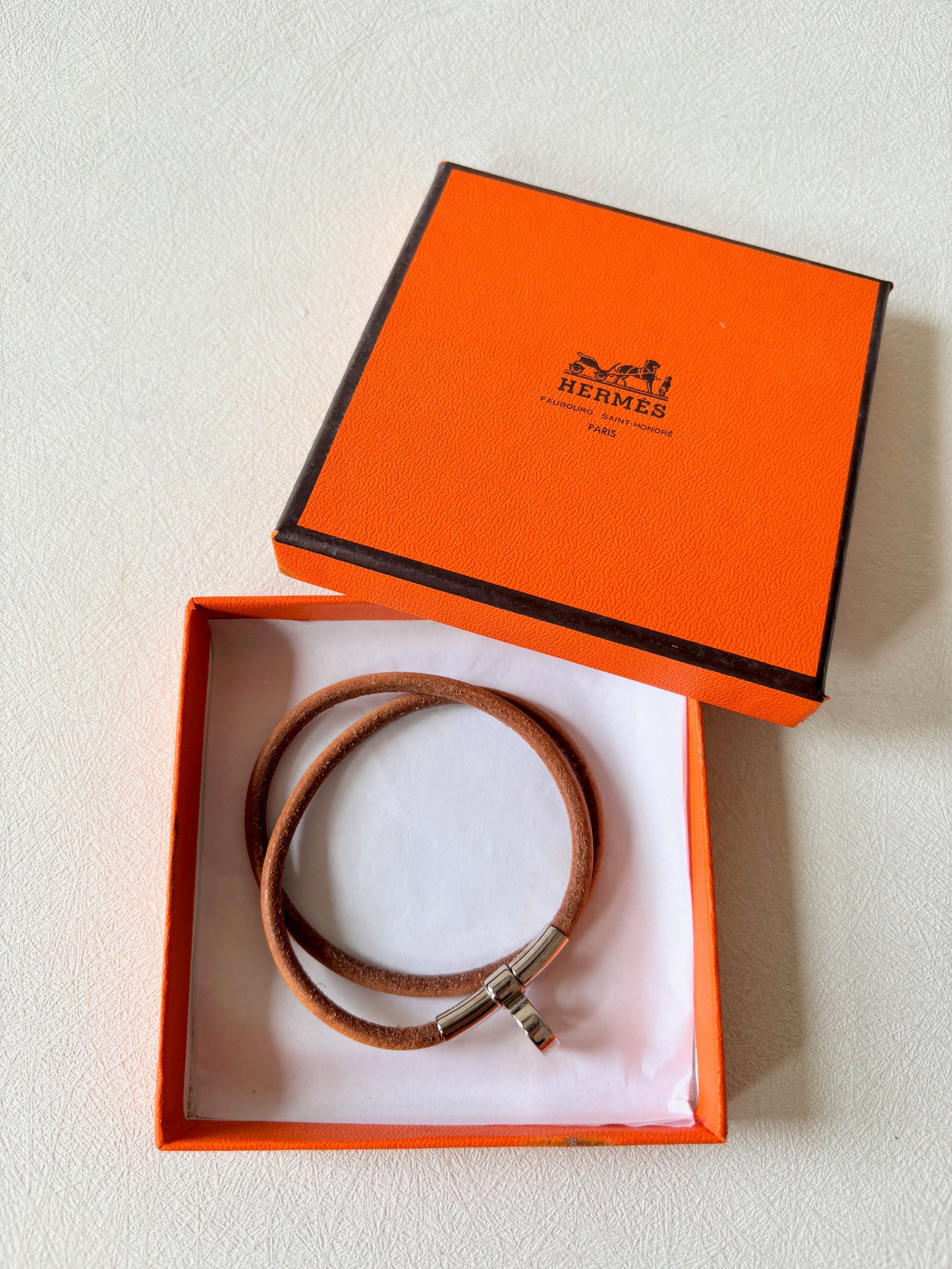 HERMÈS Collier Tour de cou