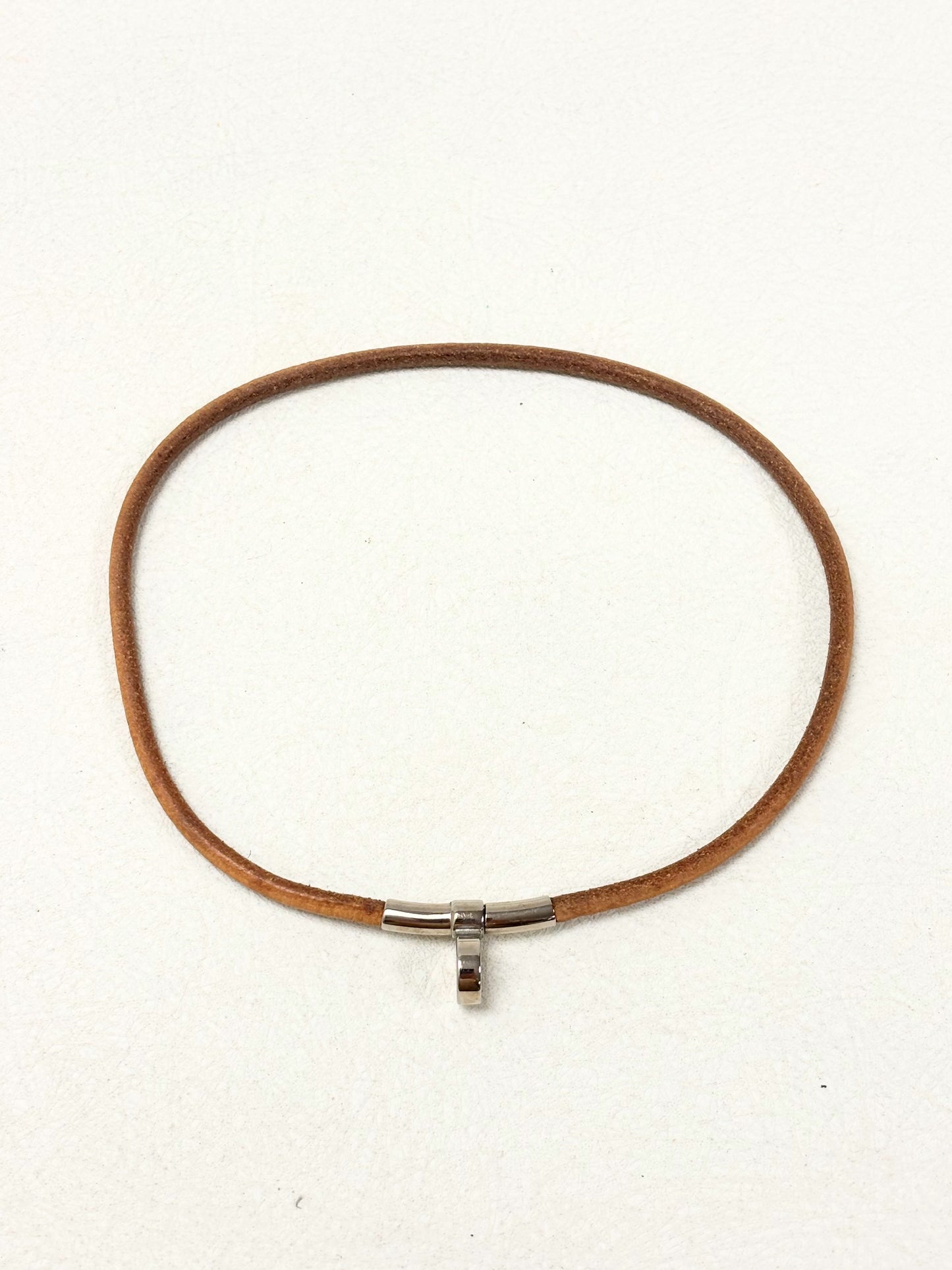 HERMÈS Collier Tour de cou