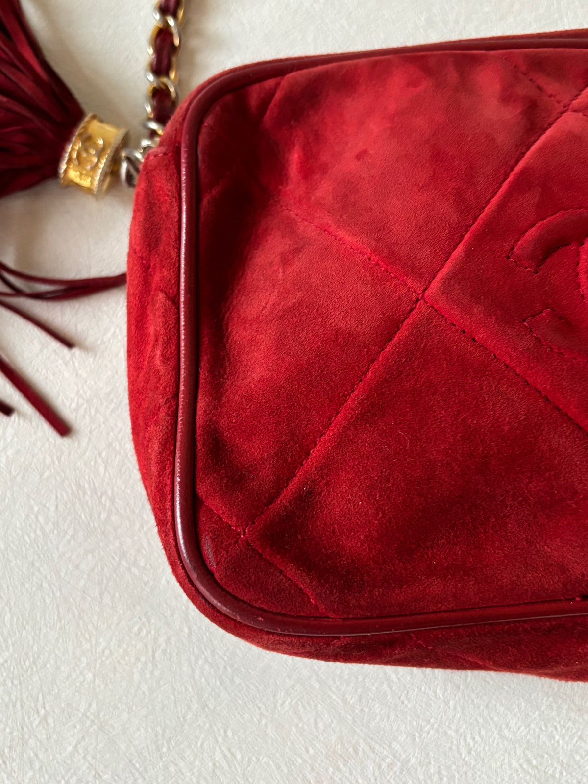 CHANEL Sac Caméra Veau velours
