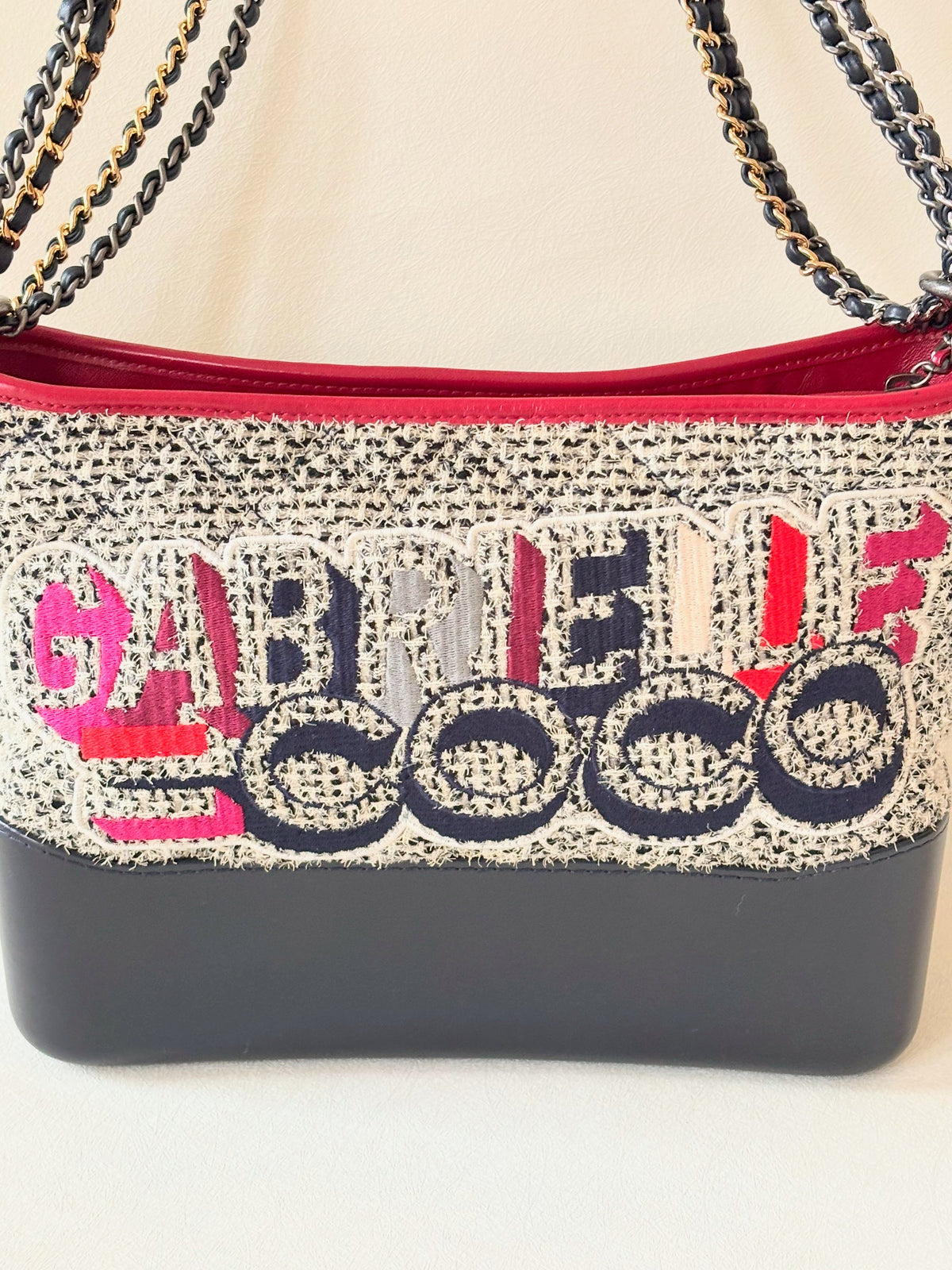 CHANEL Sac Gabrielle Tweed