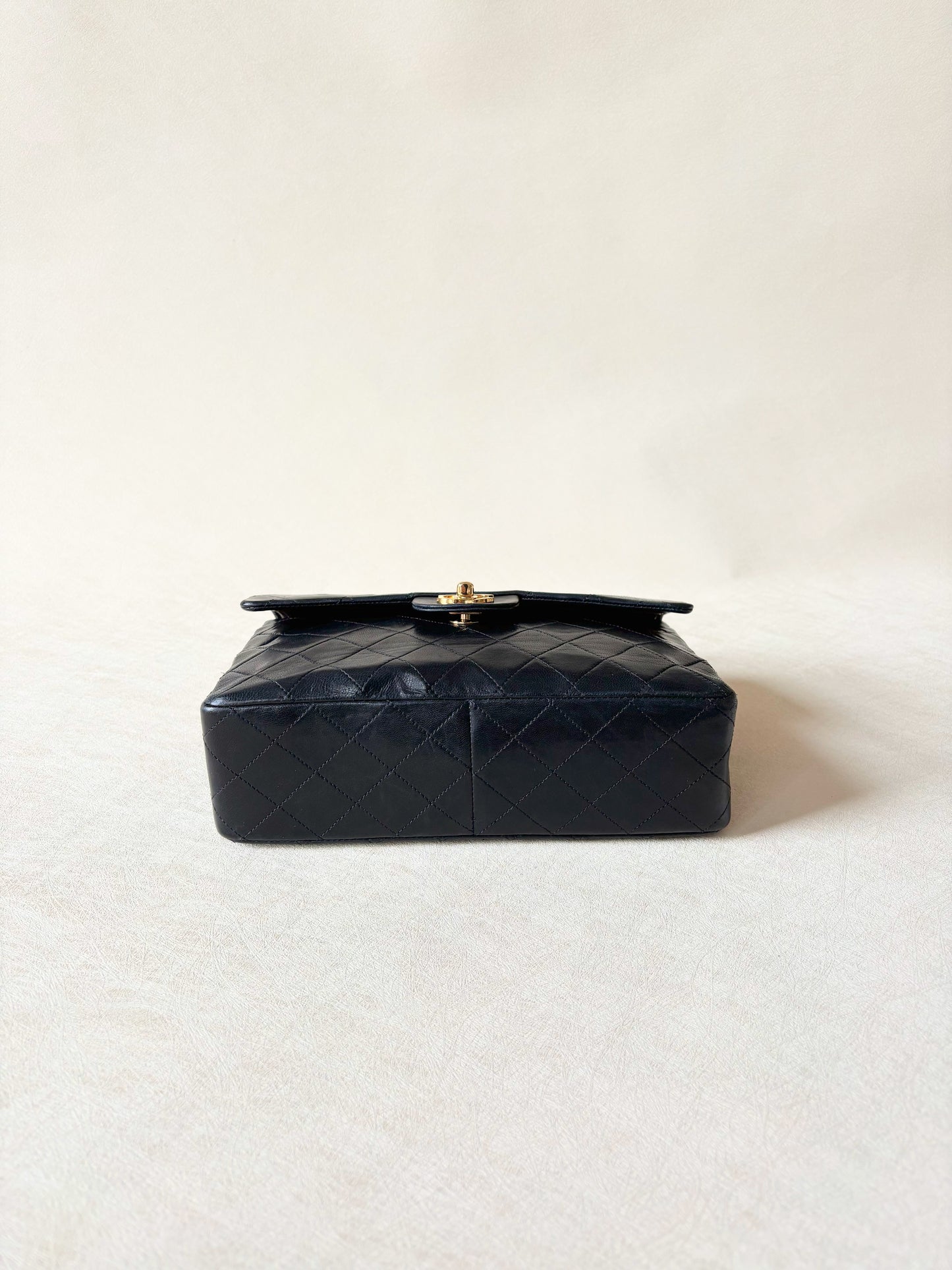 CHANEL Sac Classic Square