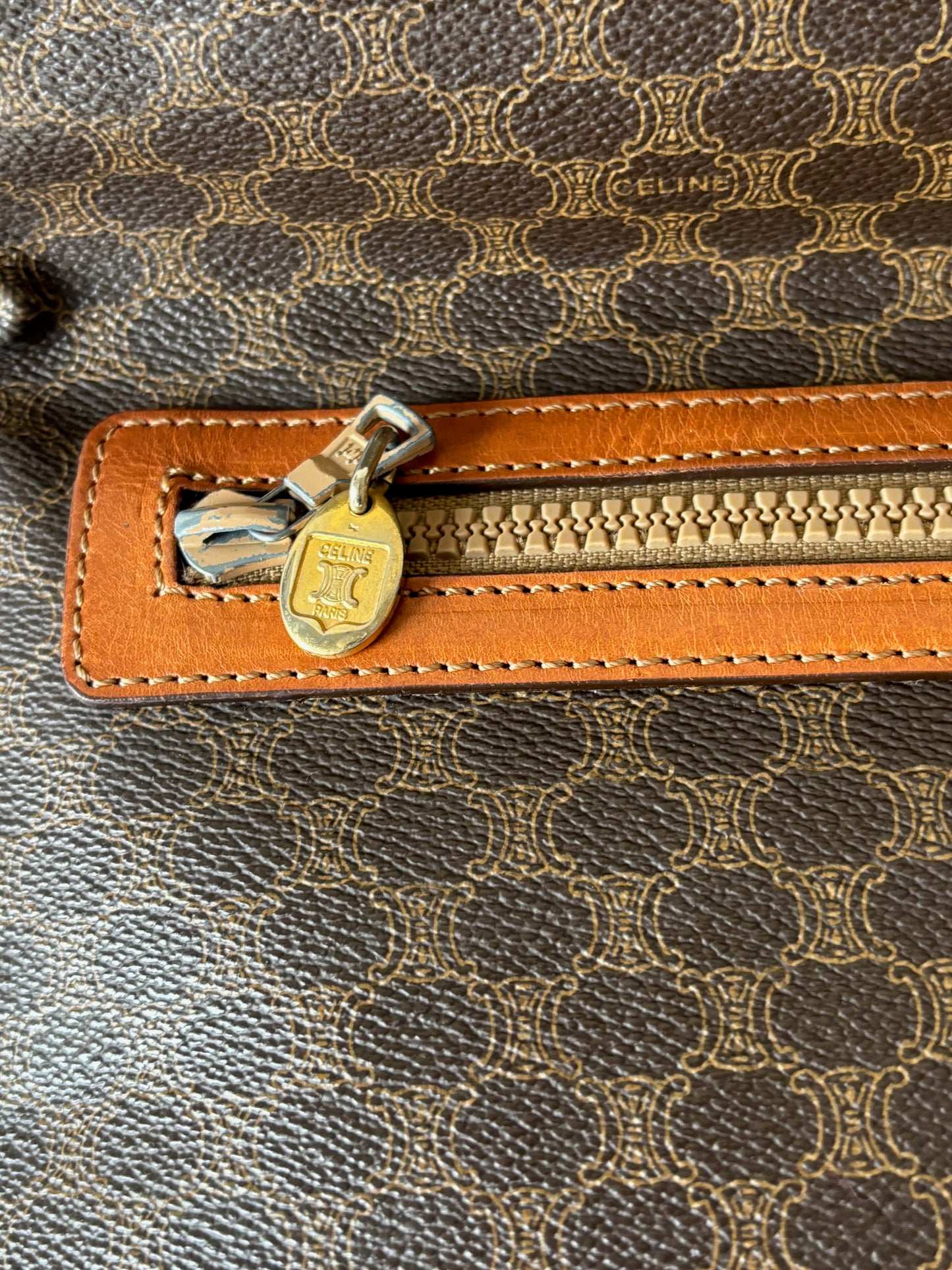 CÉLINE Sac pochette Triomphe