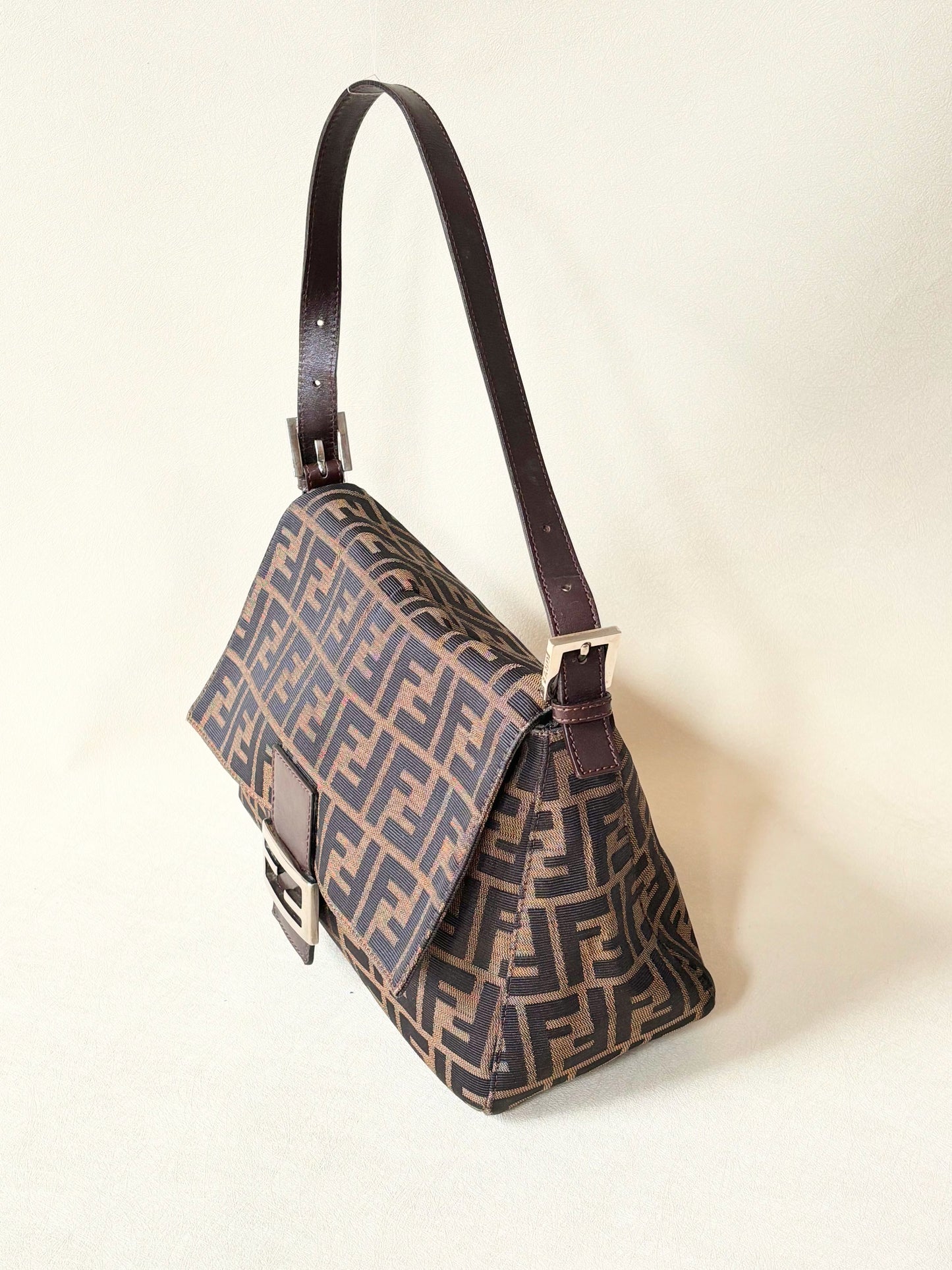 FENDI Sac Mamma Baguette