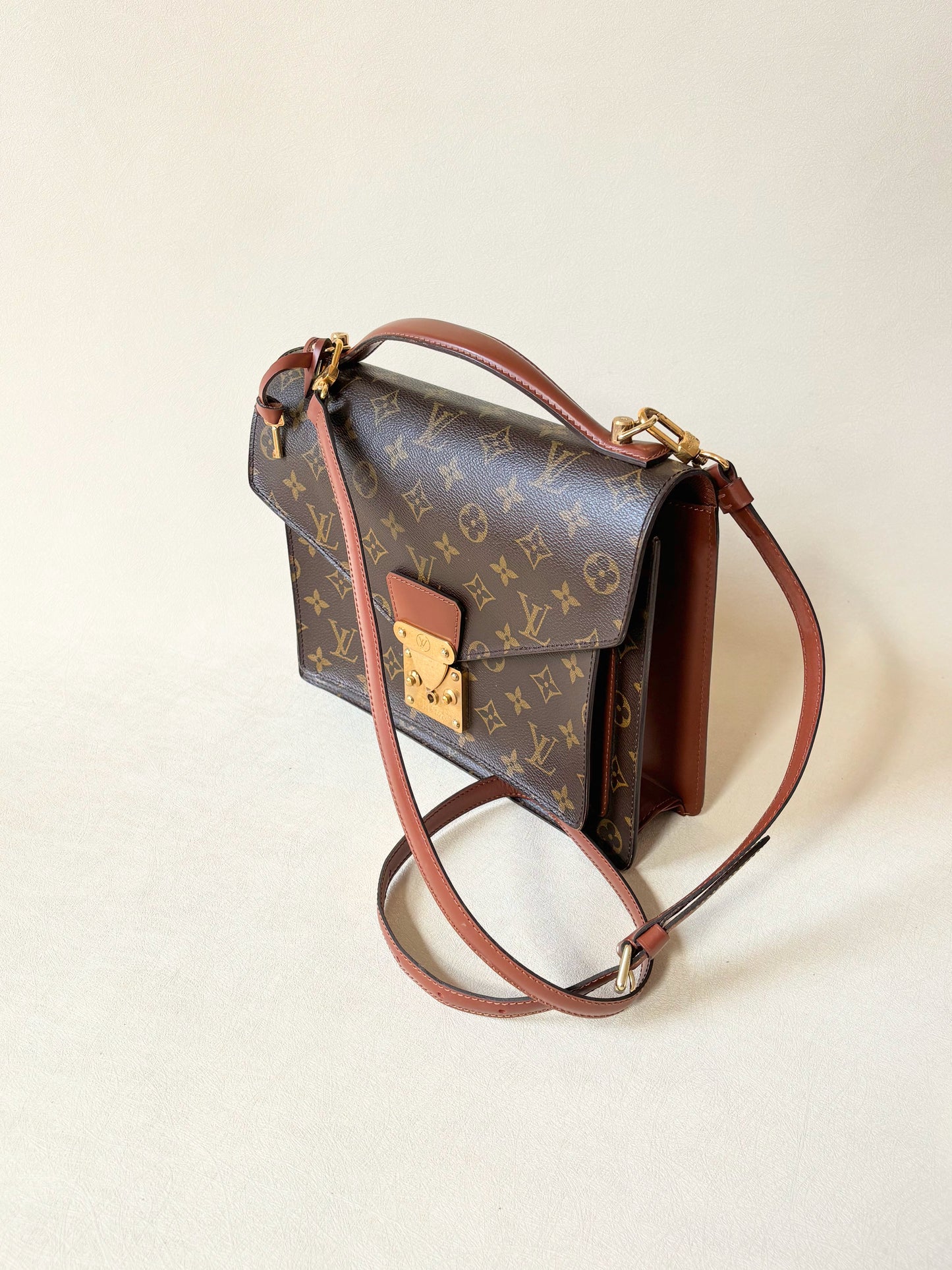 LOUIS VUITTON Sac Monceau 28