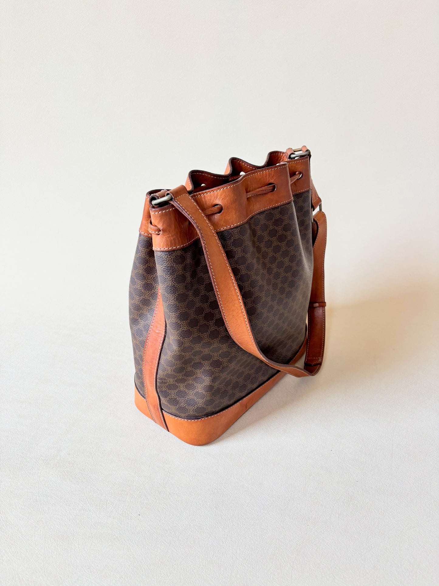 CÉLINE Sac Seau Triomphe