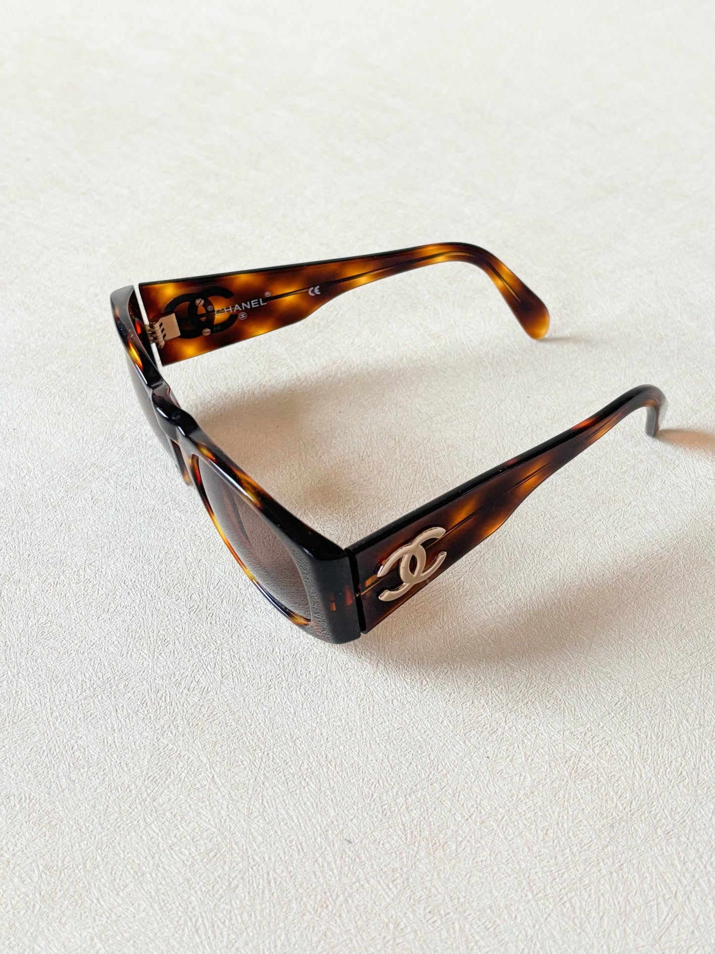 CHANEL Lunettes de soleil
