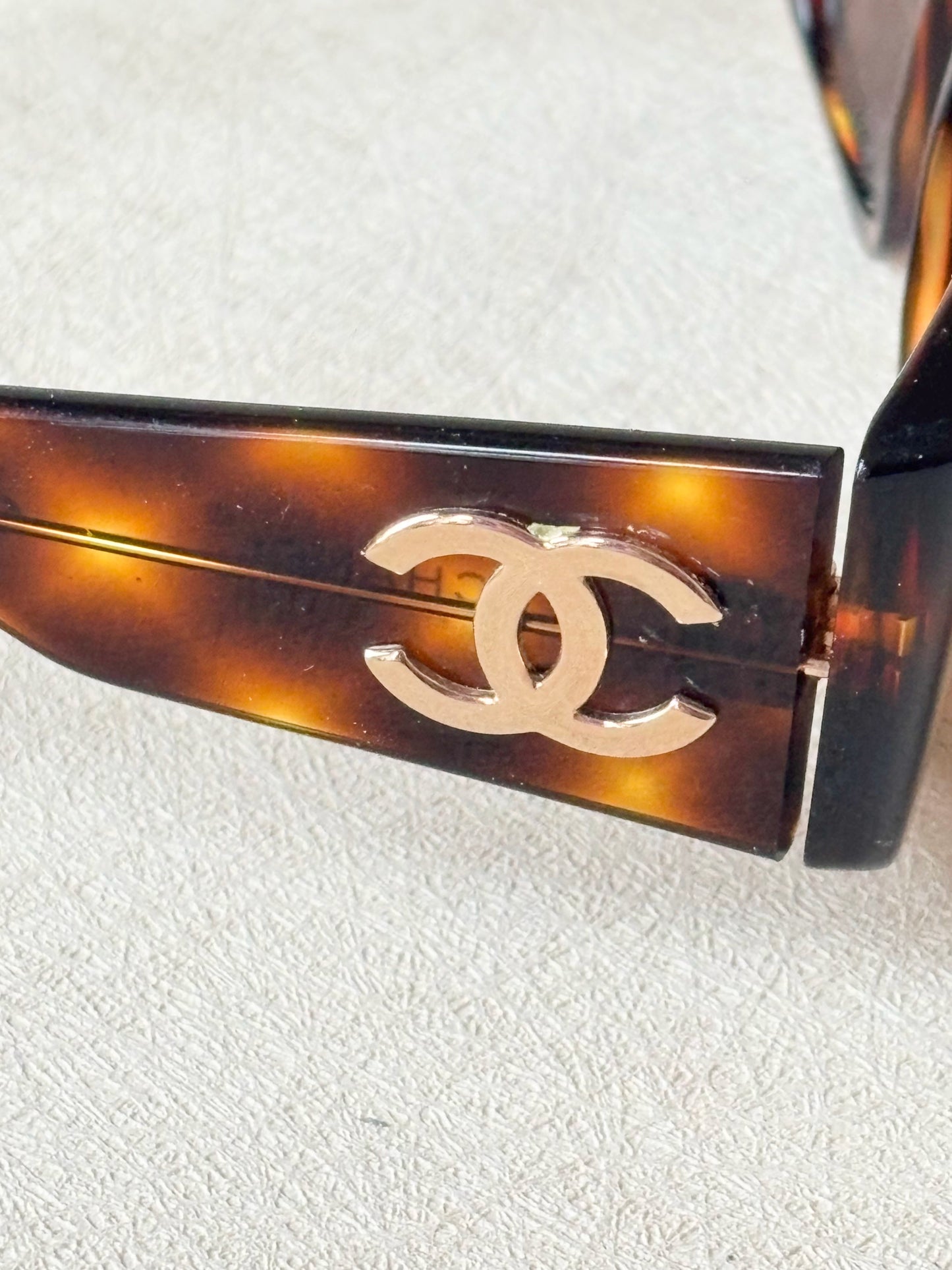 CHANEL Lunettes de soleil