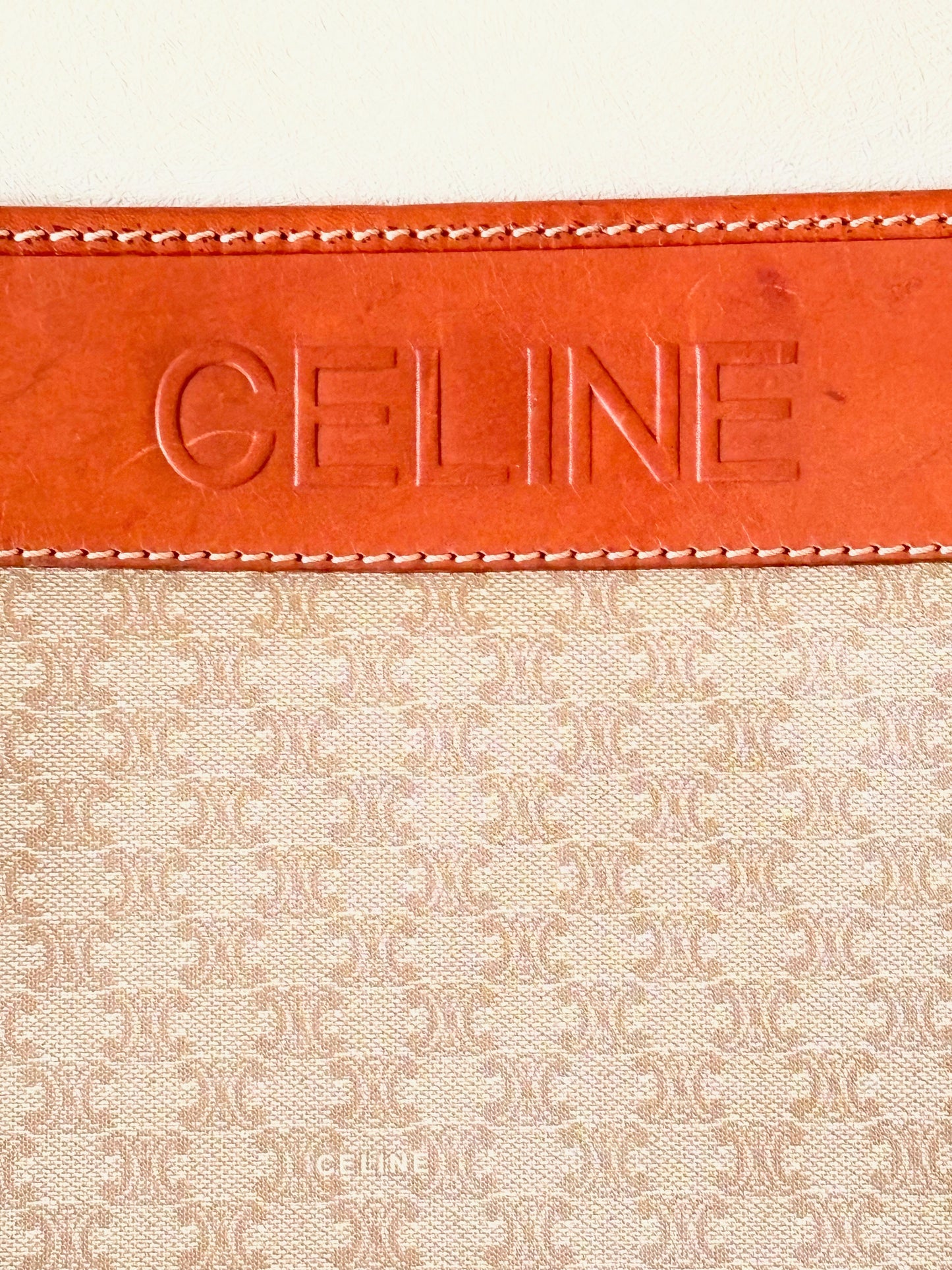 CÉLINE Pochette Triomphe