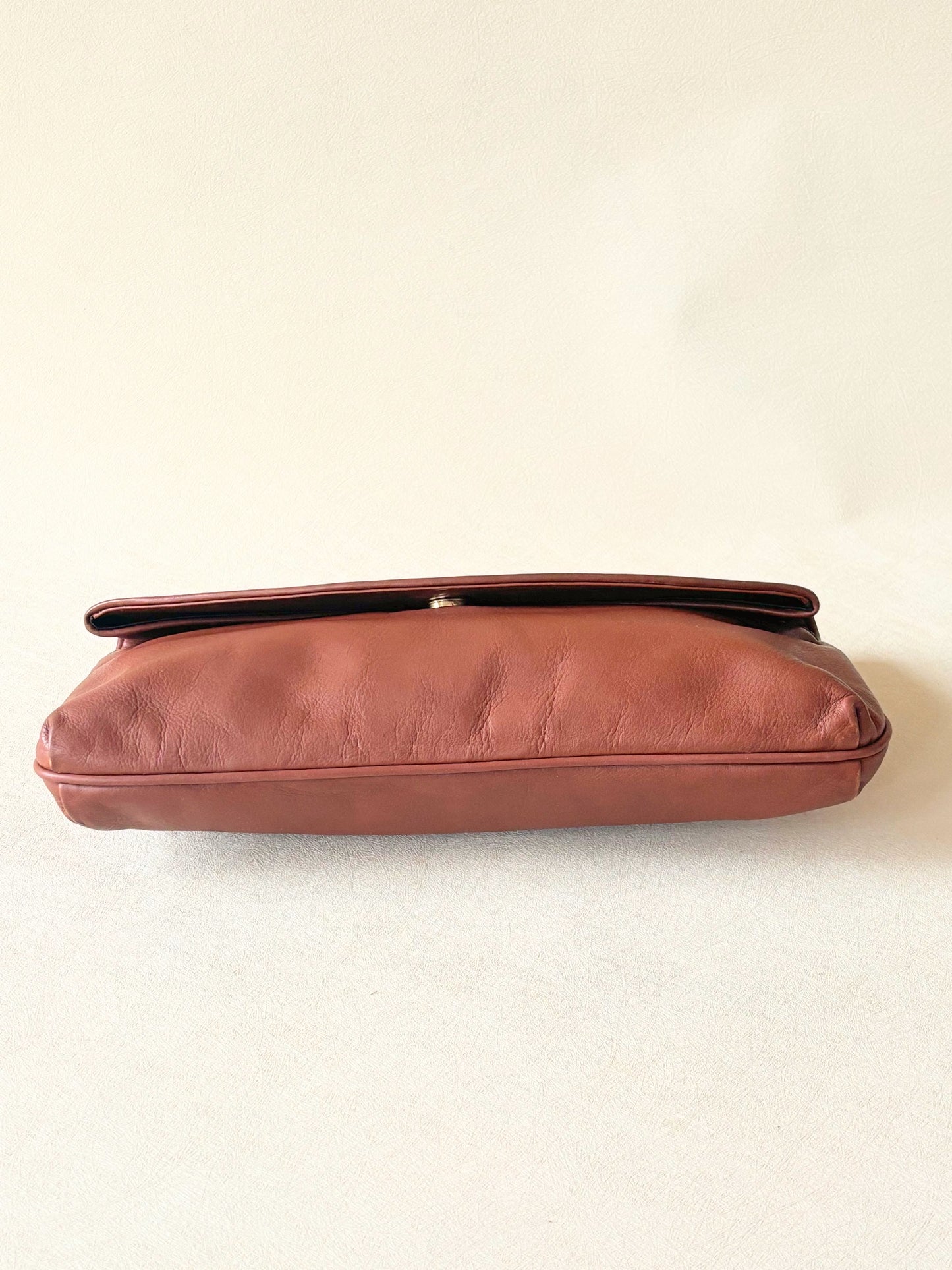 CÉLINE Pochette Triomphe