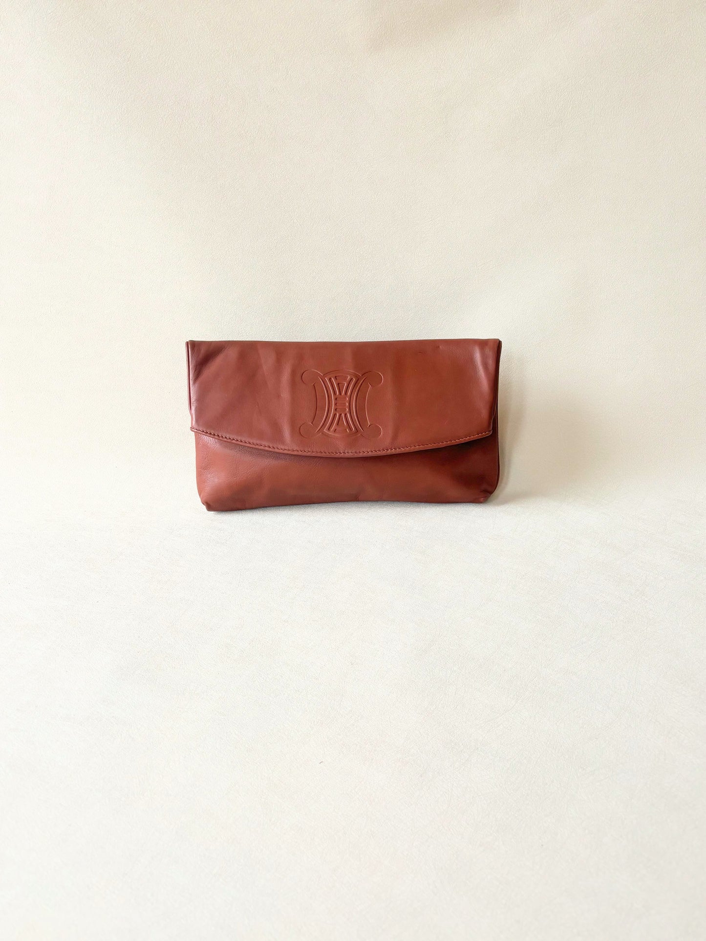 CÉLINE Pochette Triomphe