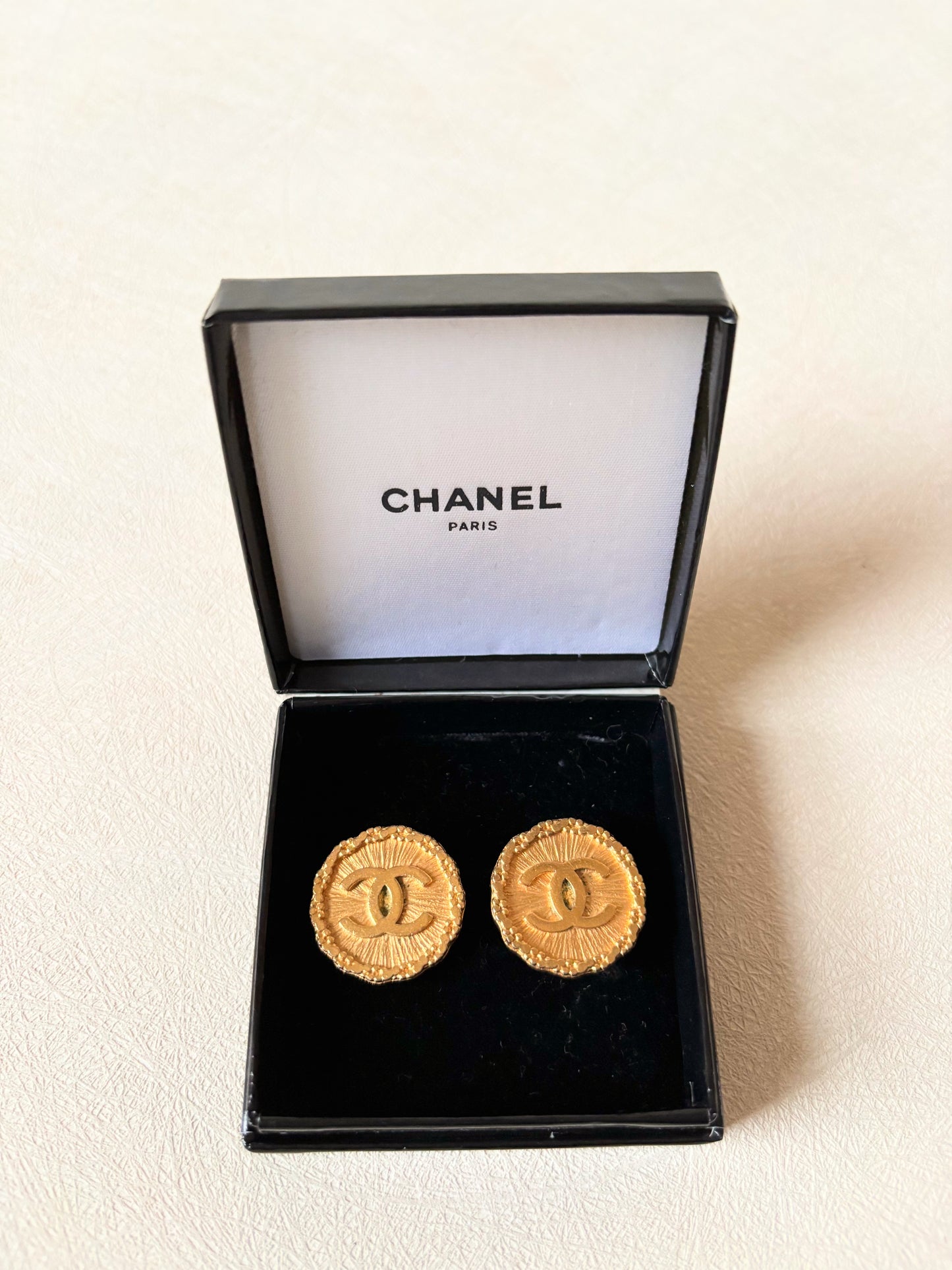 CHANEL Boucles d'oreilles