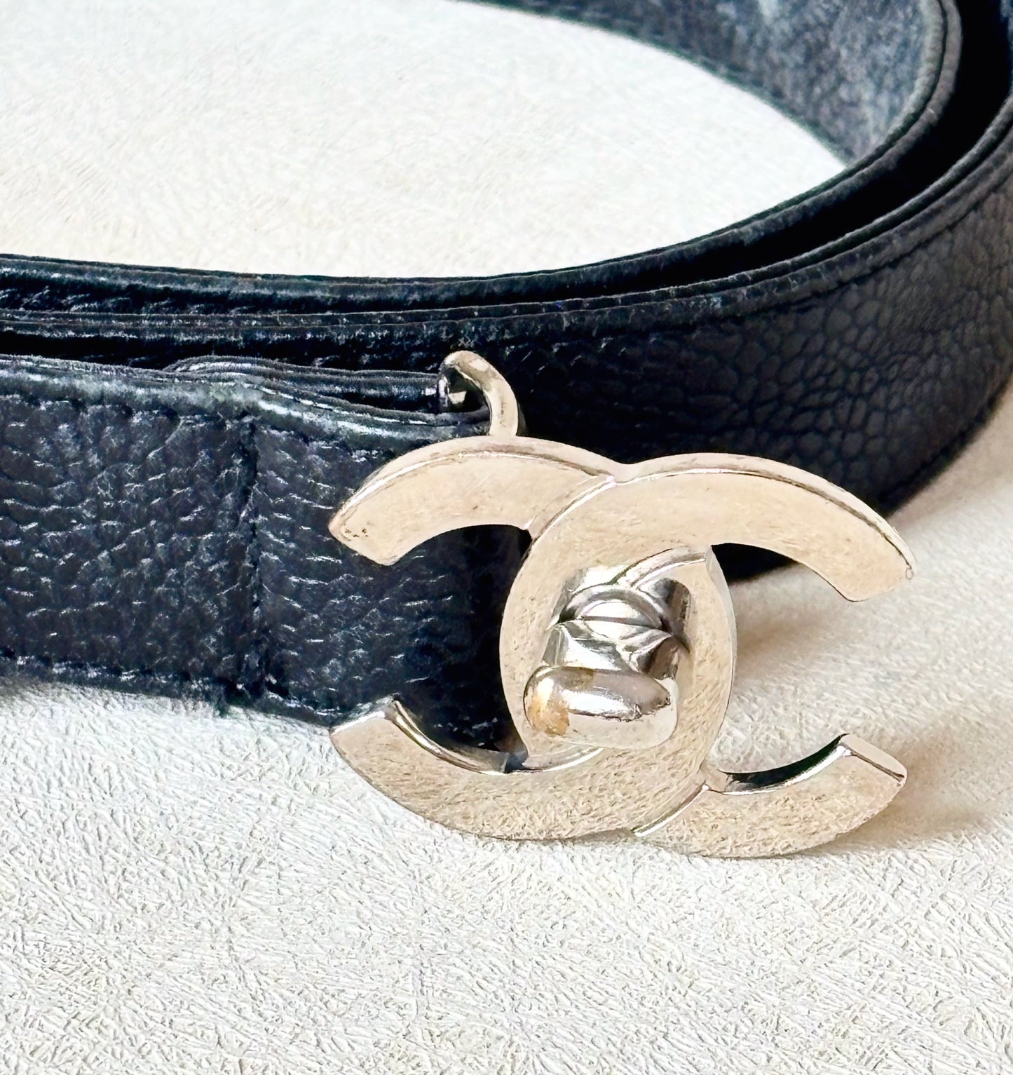 CHANEL Ceinture cuir caviar