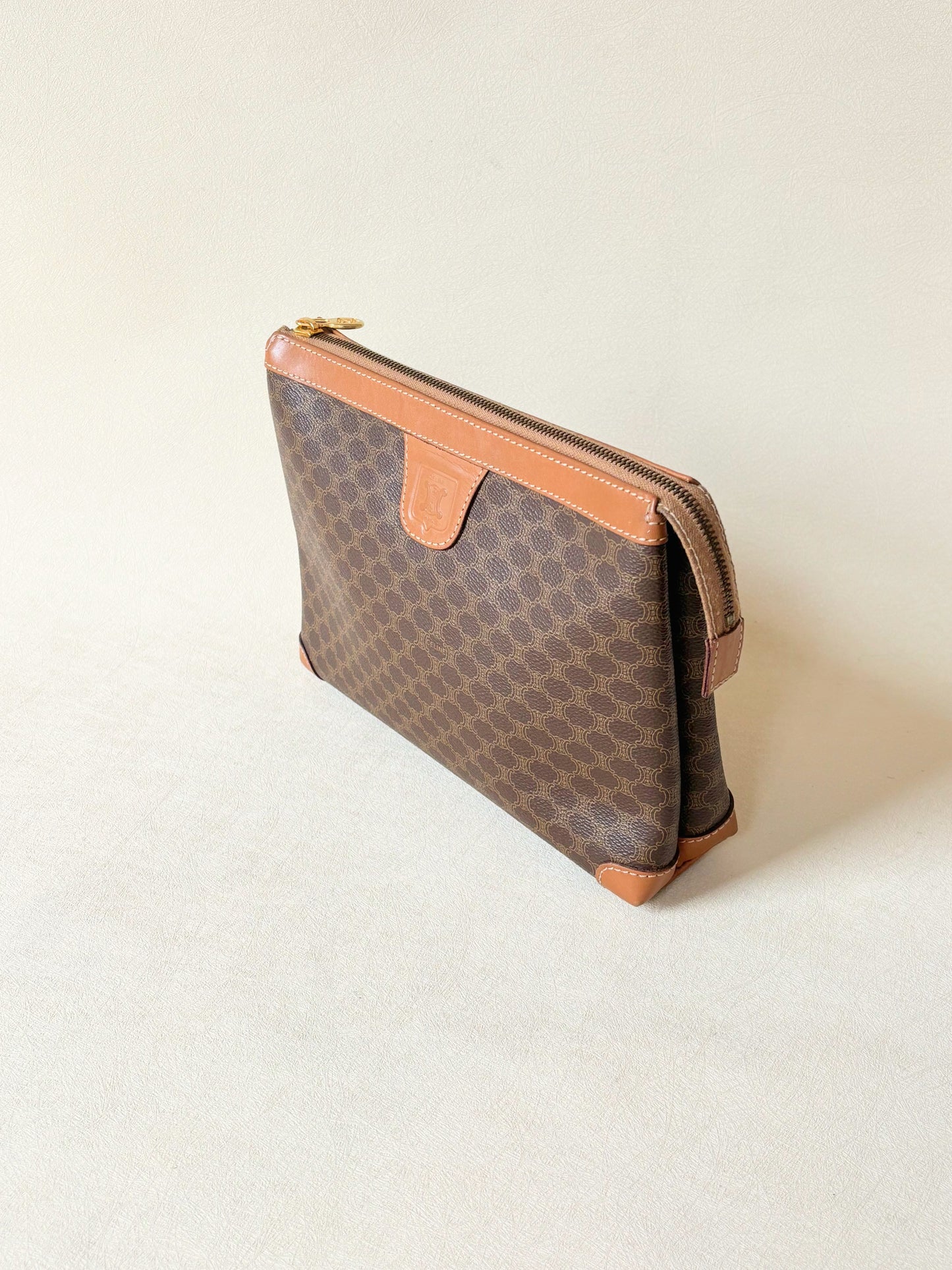 CÉLINE Pochette Triomphe