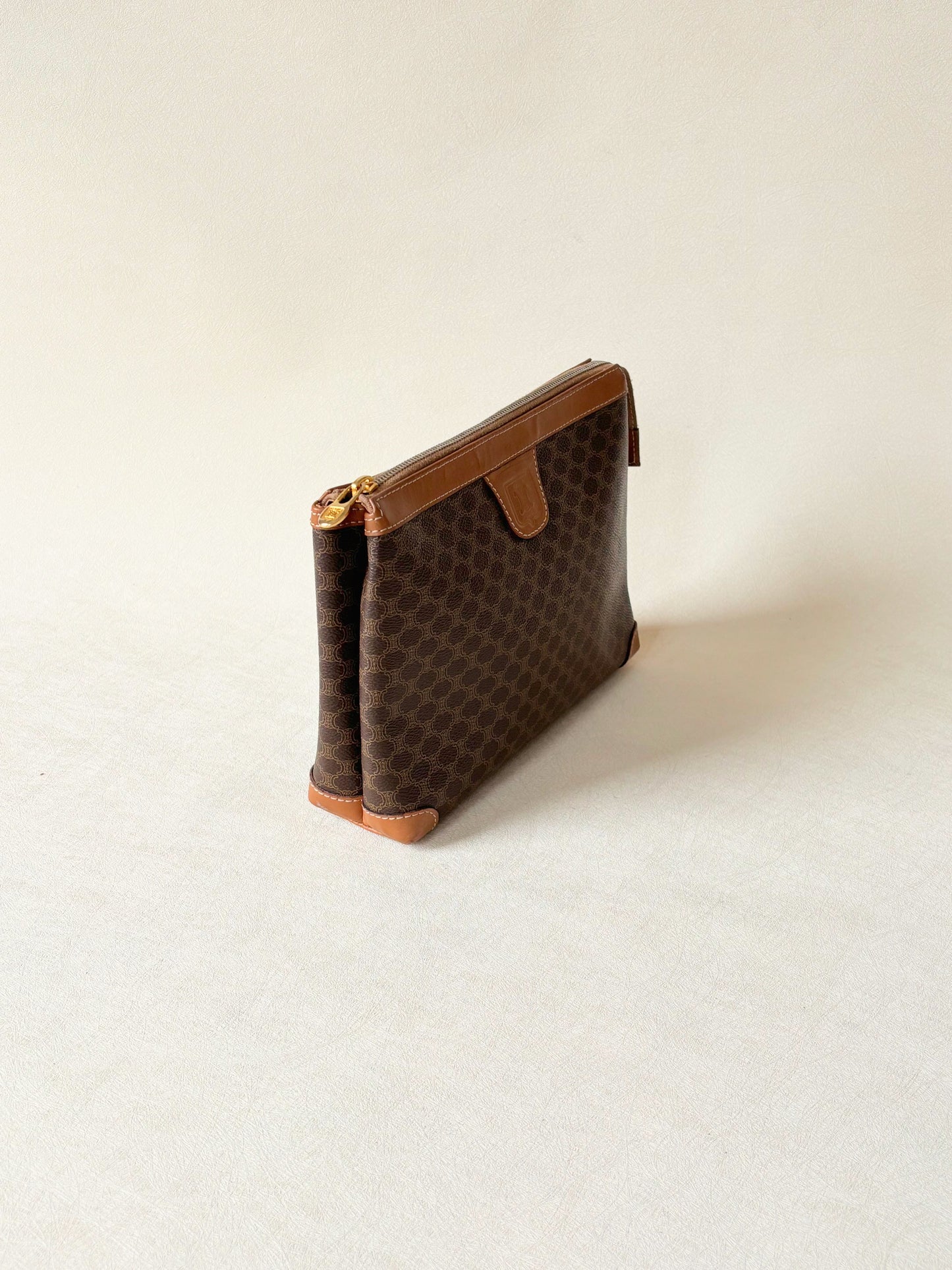 CÉLINE Pochette Triomphe