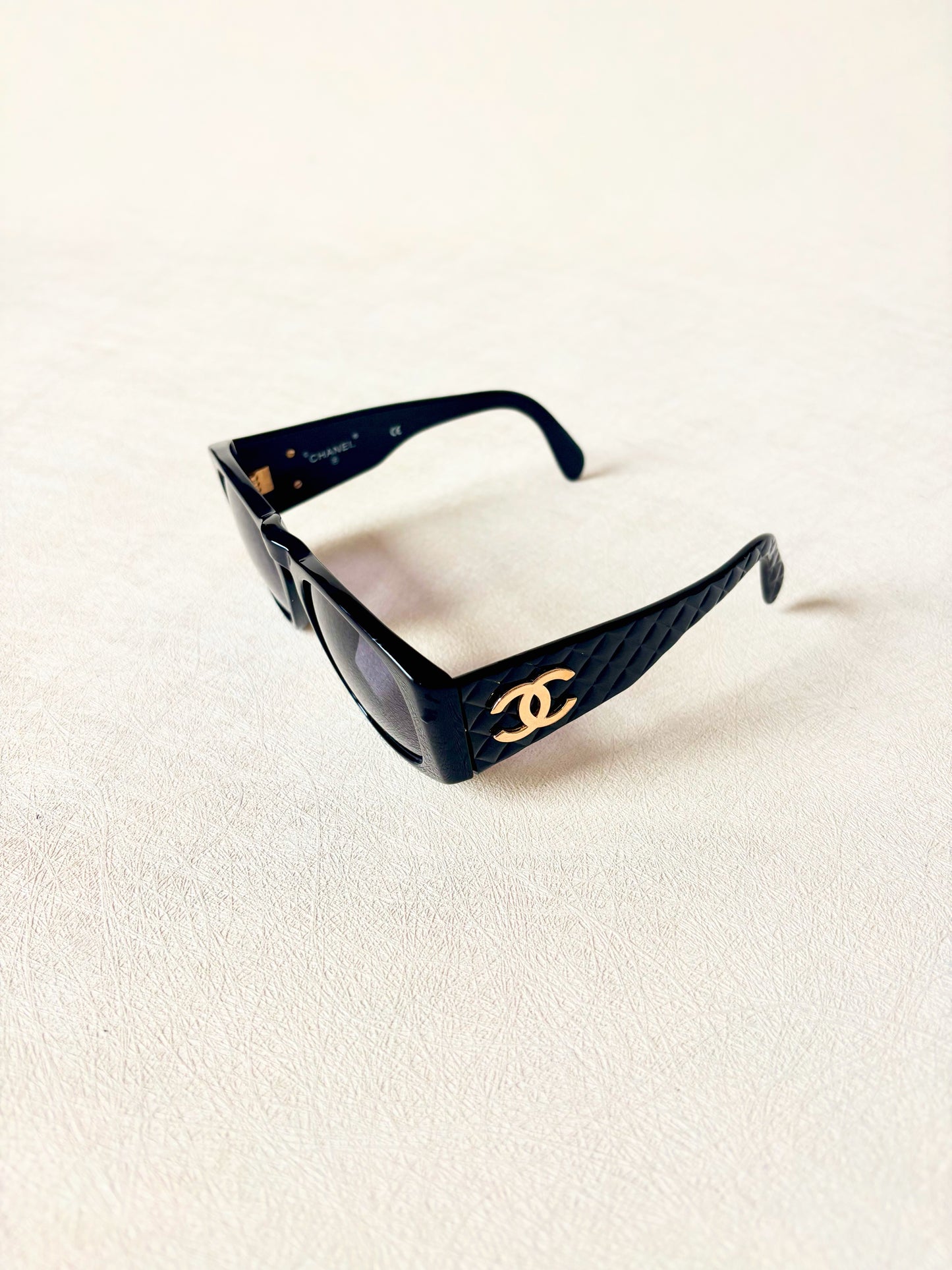 CHANEL Lunettes de soleil