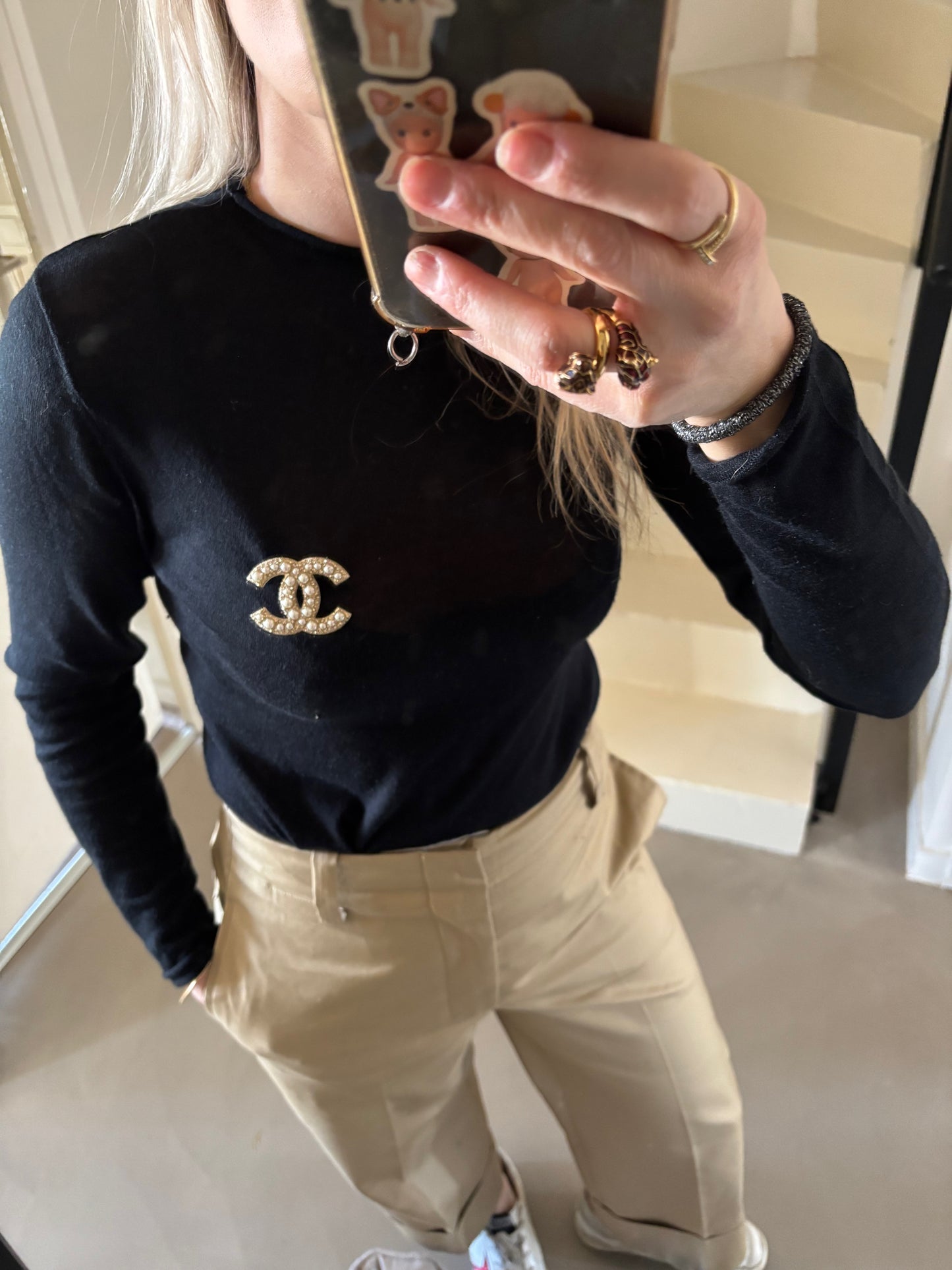 CHANEL Broche Perles