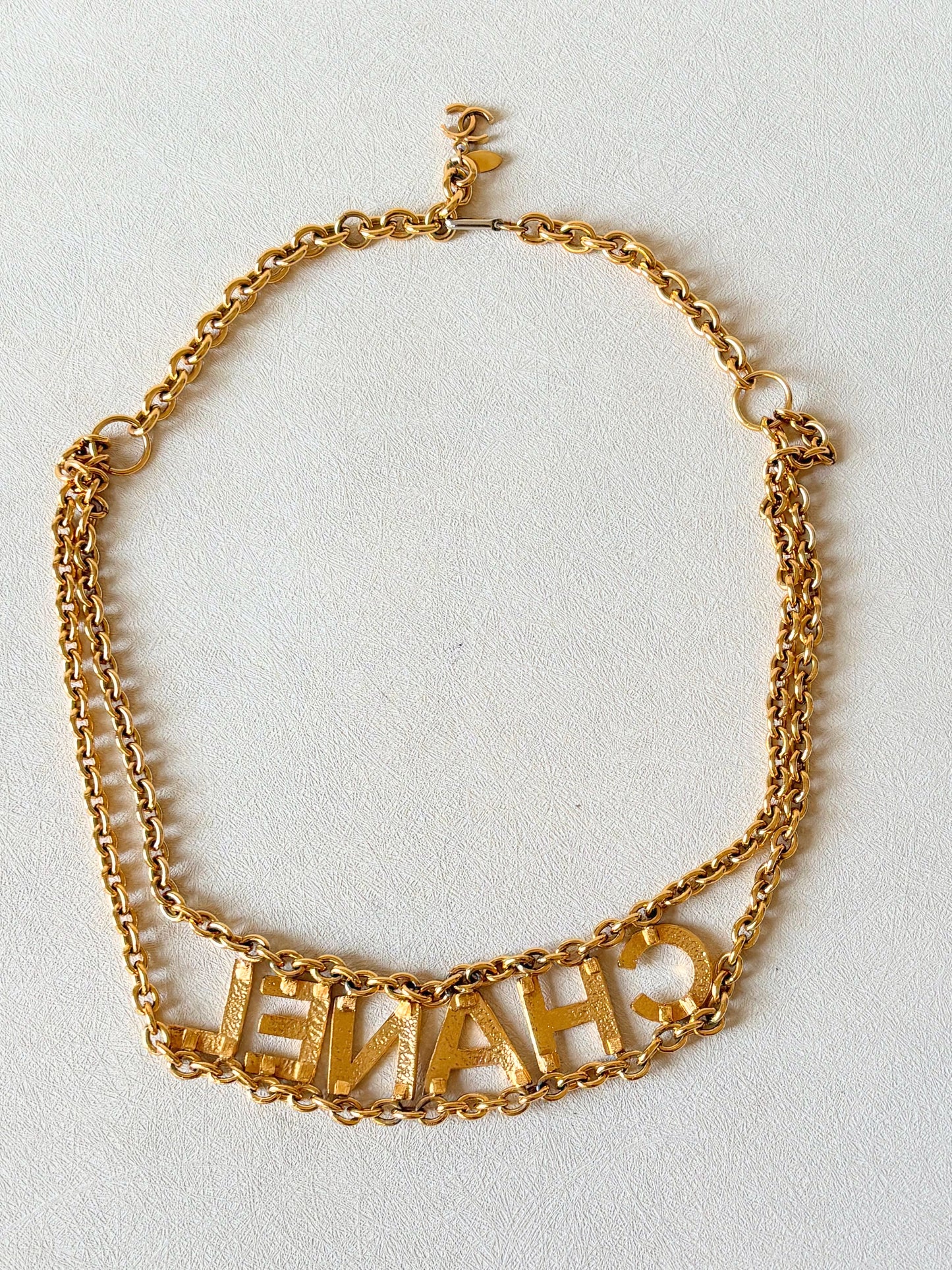 CHANEL Ceinture Lettres