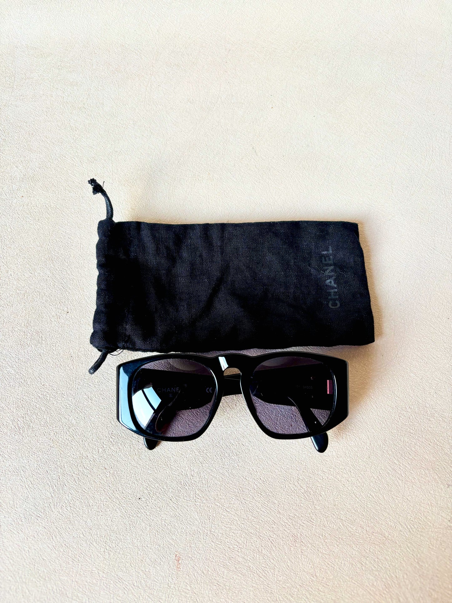 CHANEL Lunettes de soleil