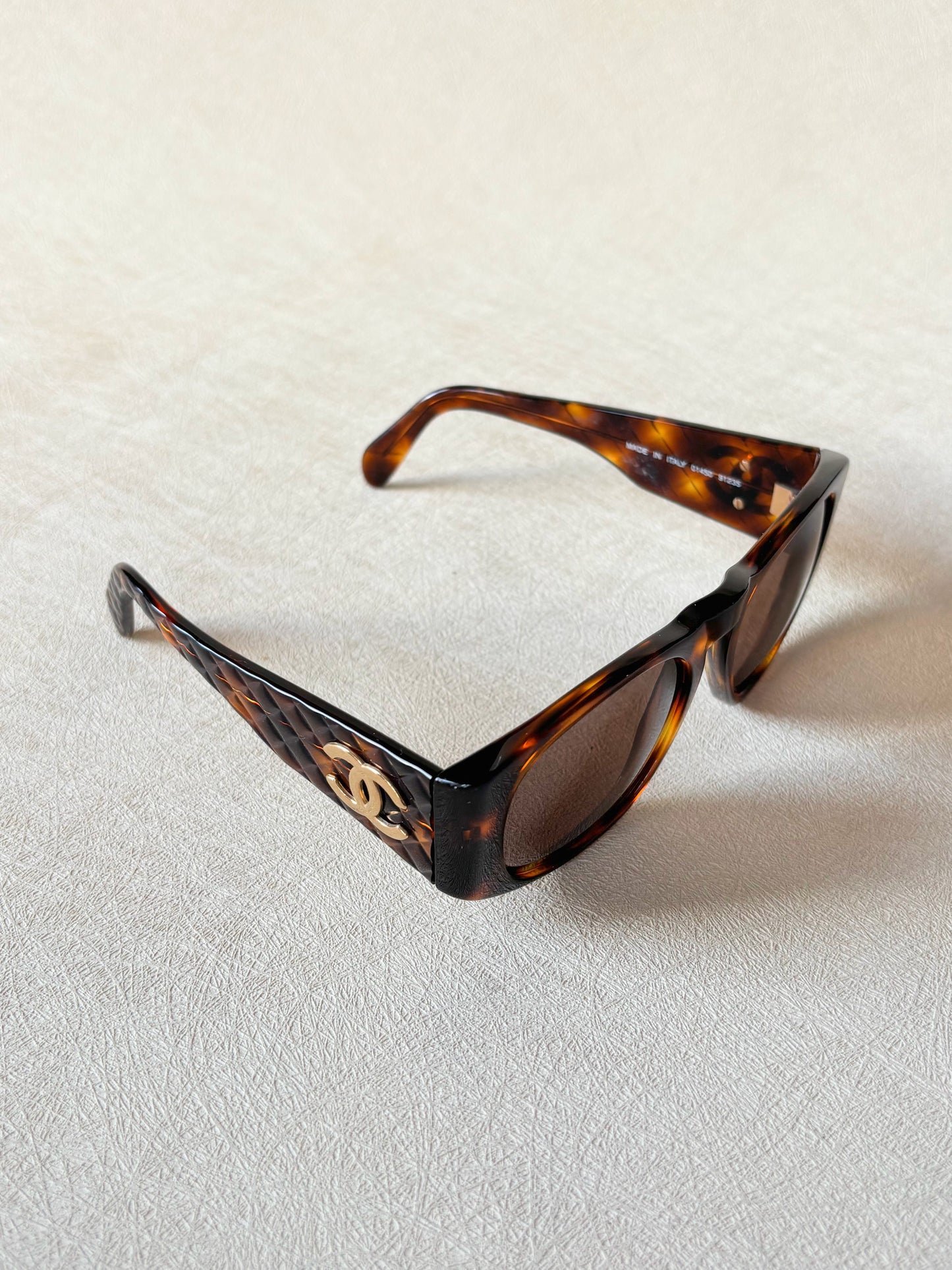 CHANEL Lunettes de soleil