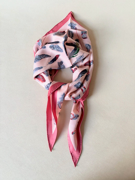 HERMÈS Foulard Pointu