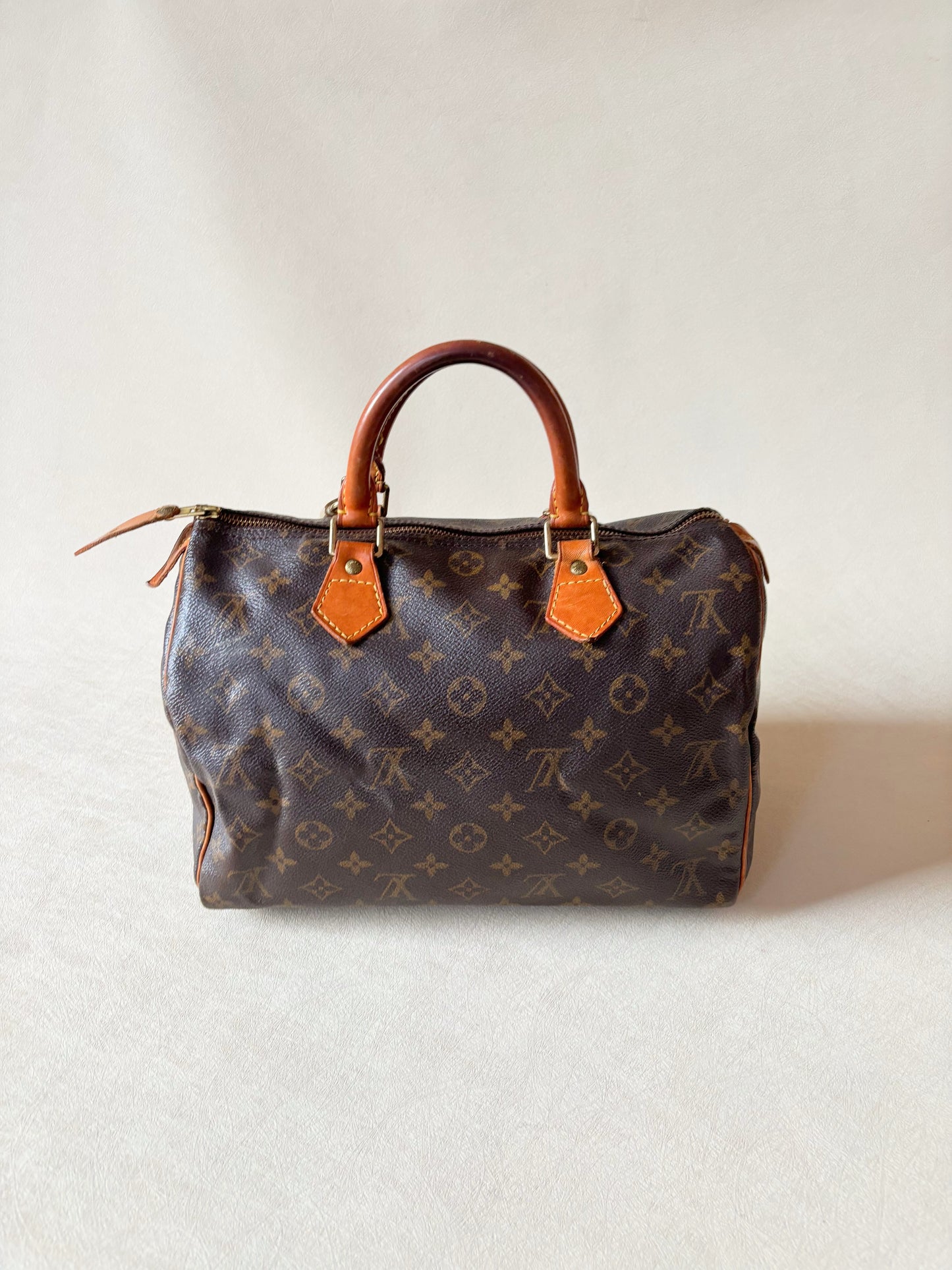 LOUIS VUITTON Speedy 30