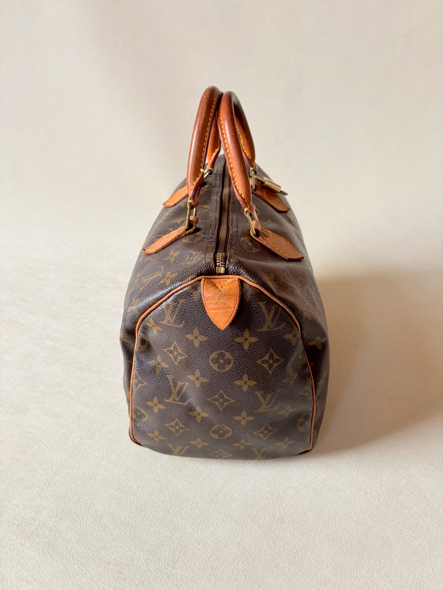 LOUIS VUITTON Speedy 30
