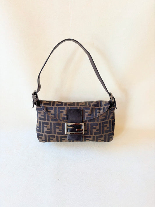 FENDI Sac Baguette Zucca
