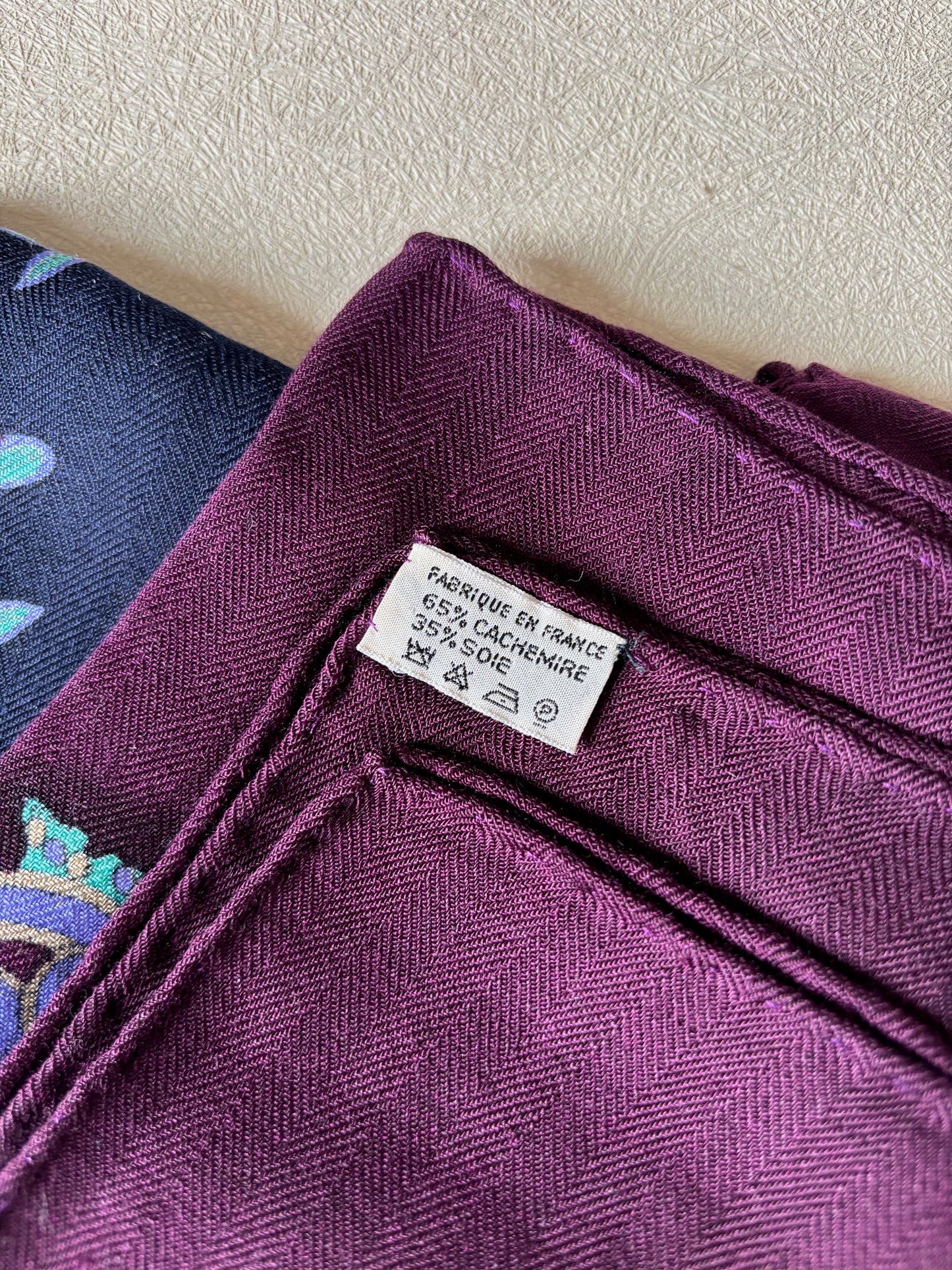 HERMÈS Châle cachemire et soie