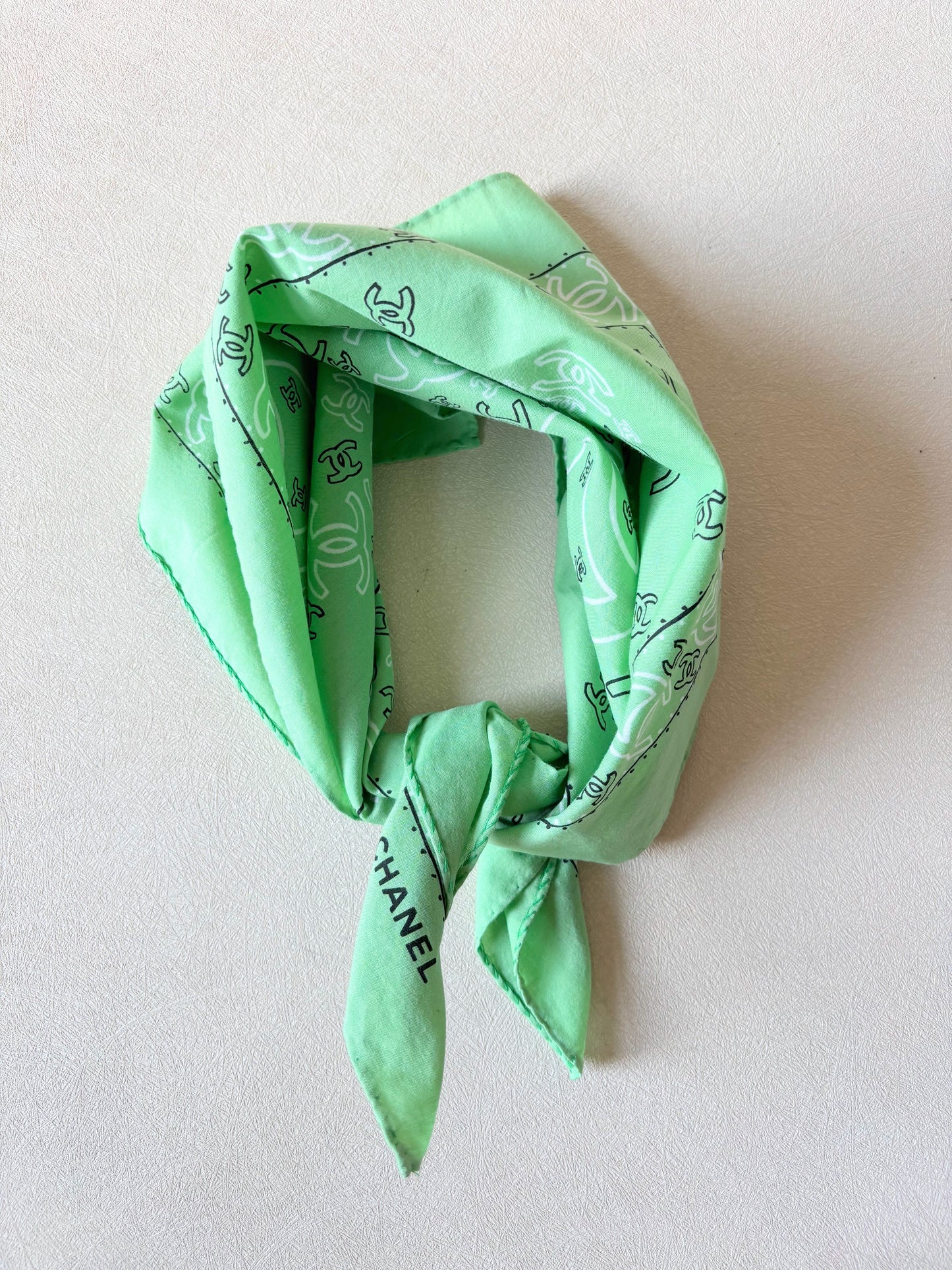 CHANEL Foulard Bandana
