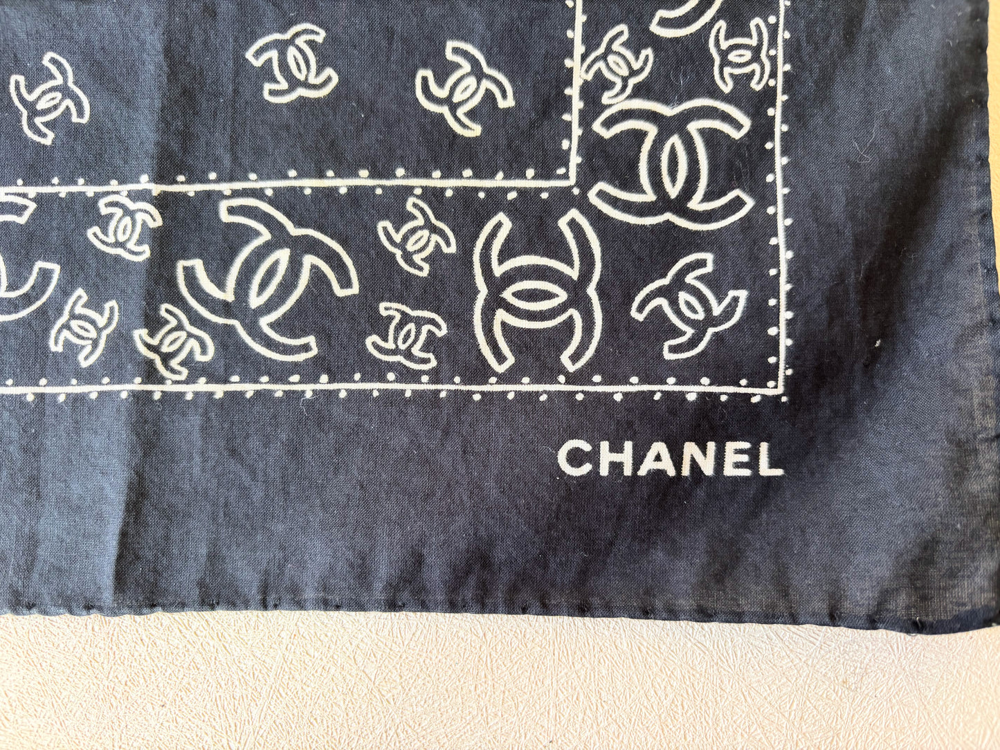 CHANEL Foulard Bandana