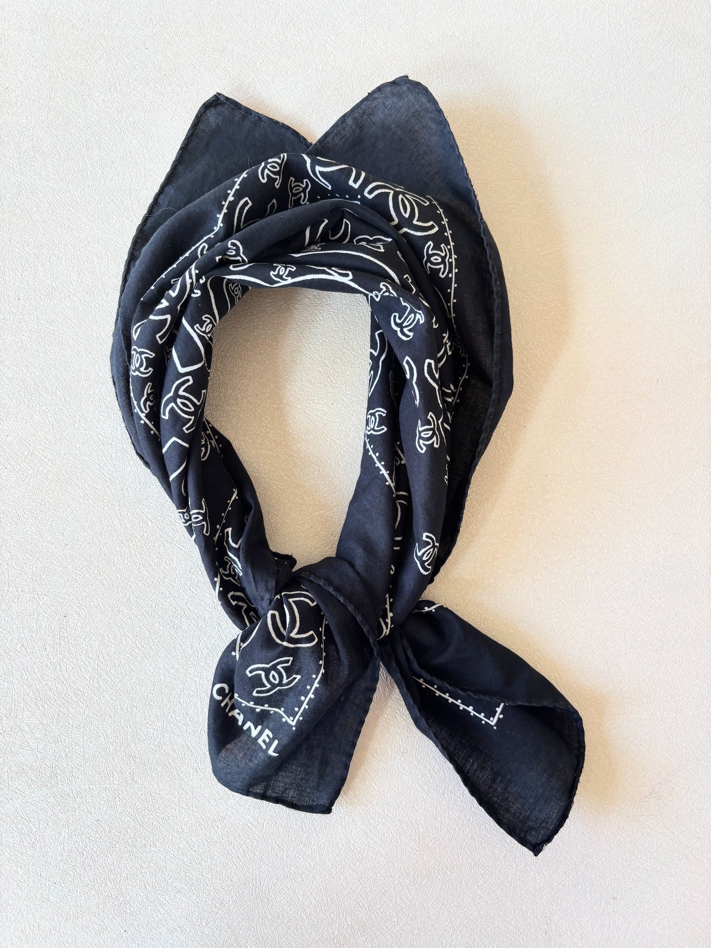 CHANEL Foulard Bandana
