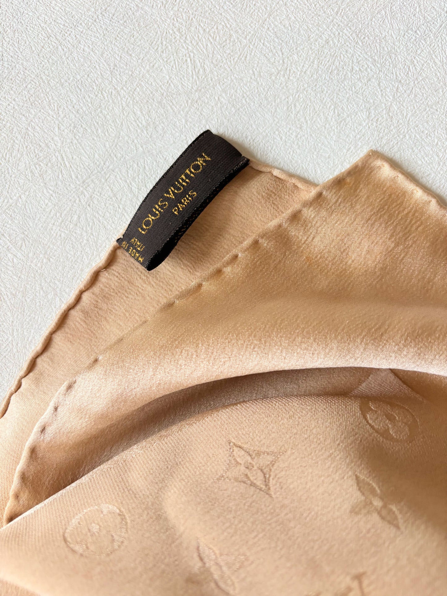 LOUIS VUITTON Carré