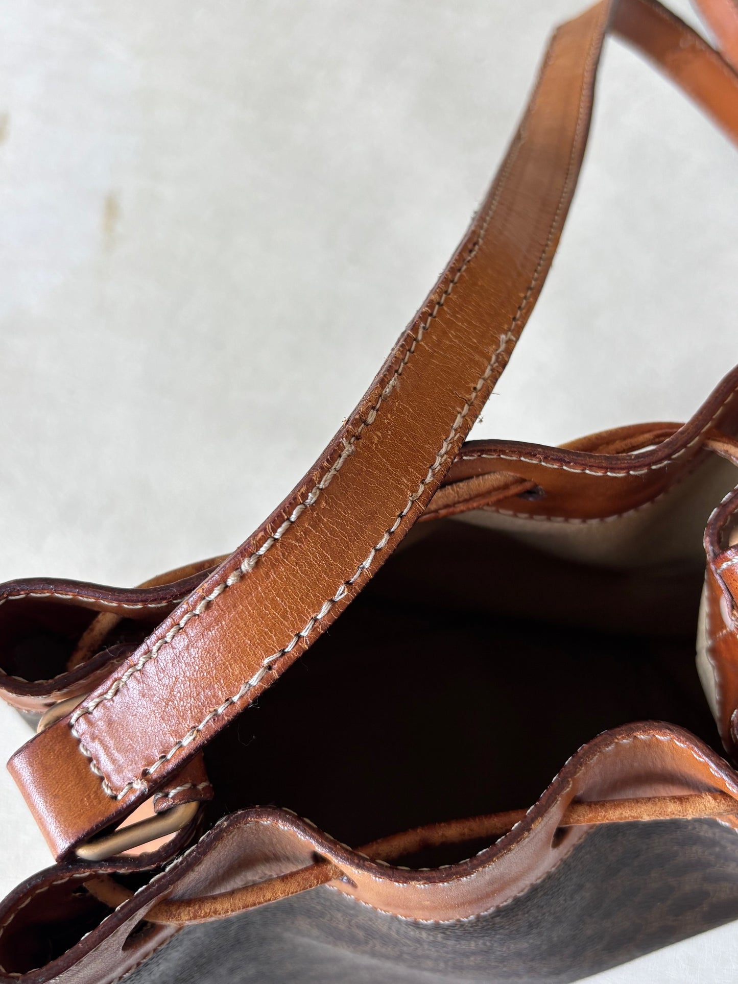 CÉLINE Sac Seau Triomphe
