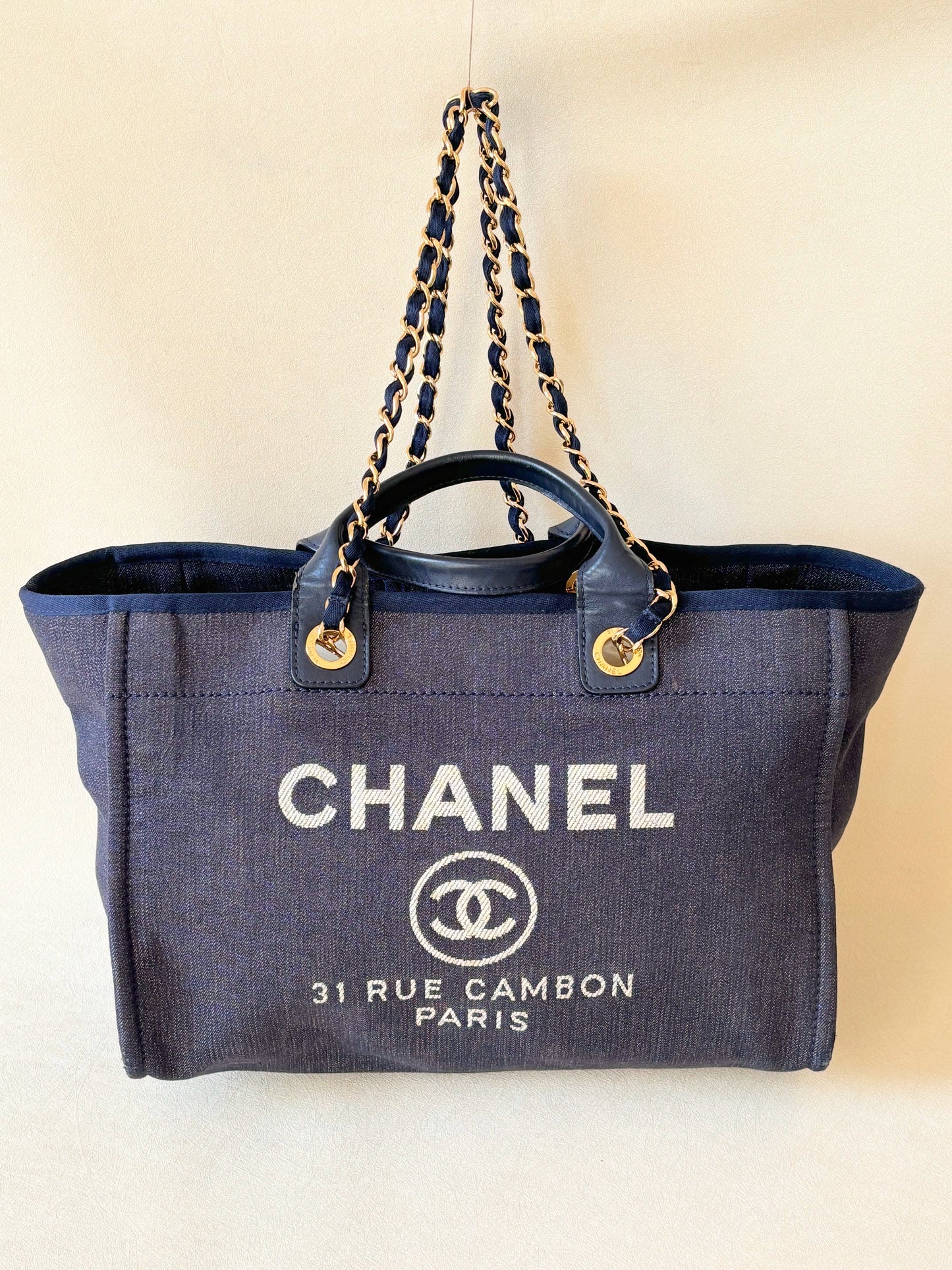 CHANEL Cabas Deauville denim