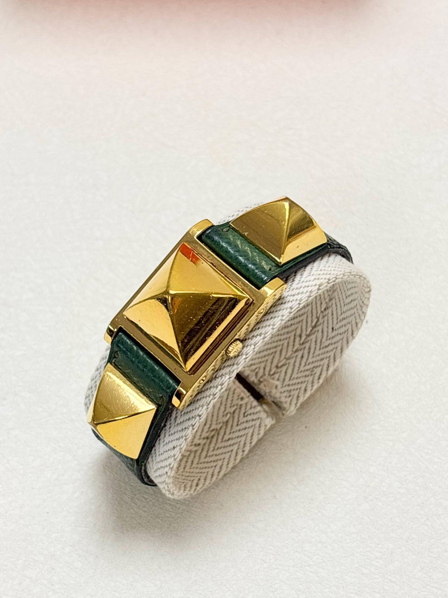 HERMÈS Montre Médor