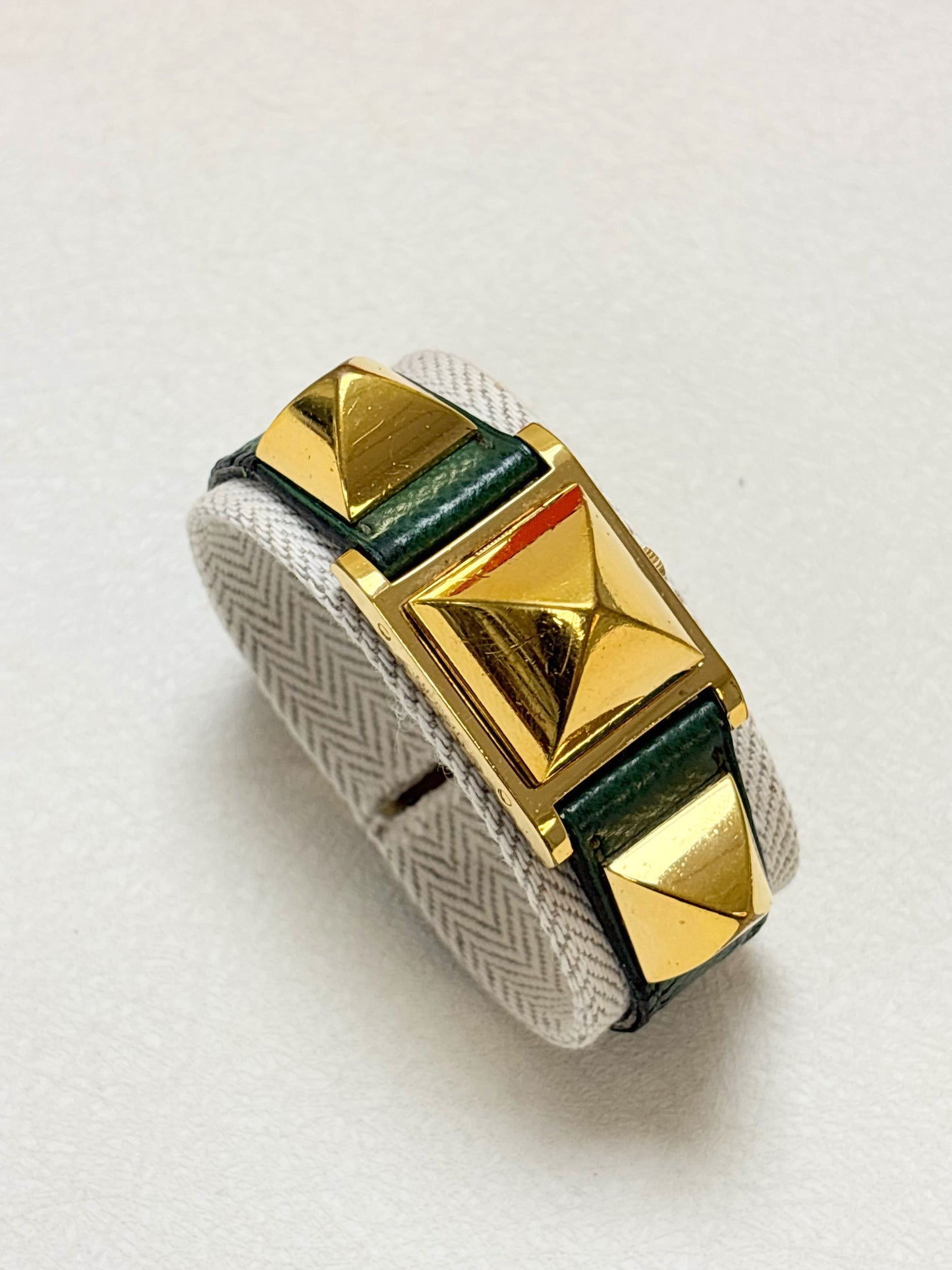 HERMÈS Montre Médor