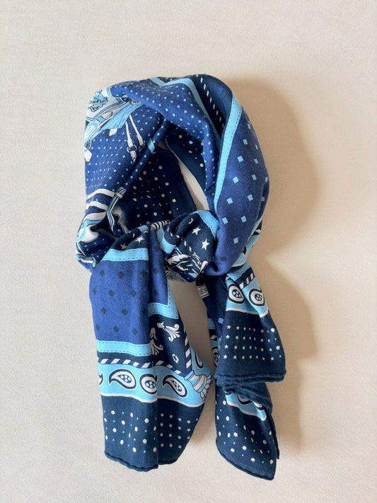 HERMÈS Châle Bandana 140