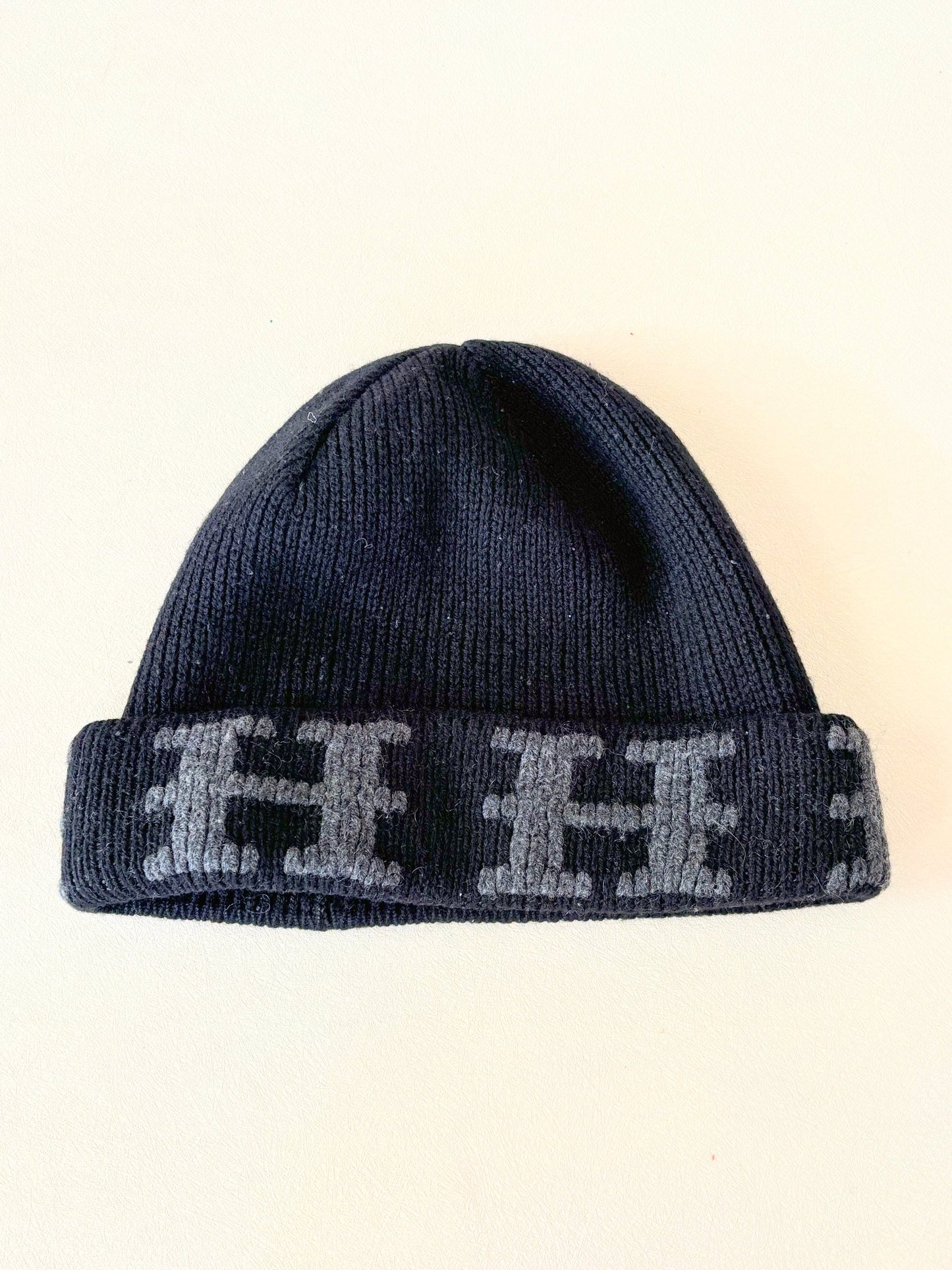 HERMÈS Bonnet en cachemire