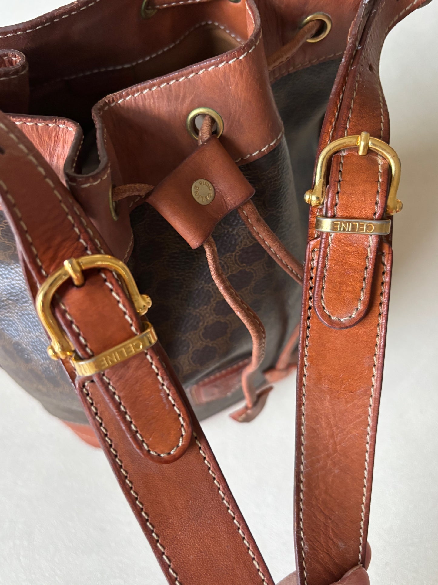 CÉLINE Sac Seau Triomphe