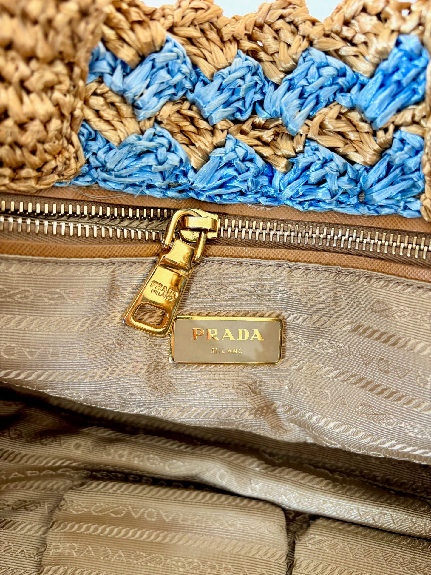 PRADA Panier en Raphia