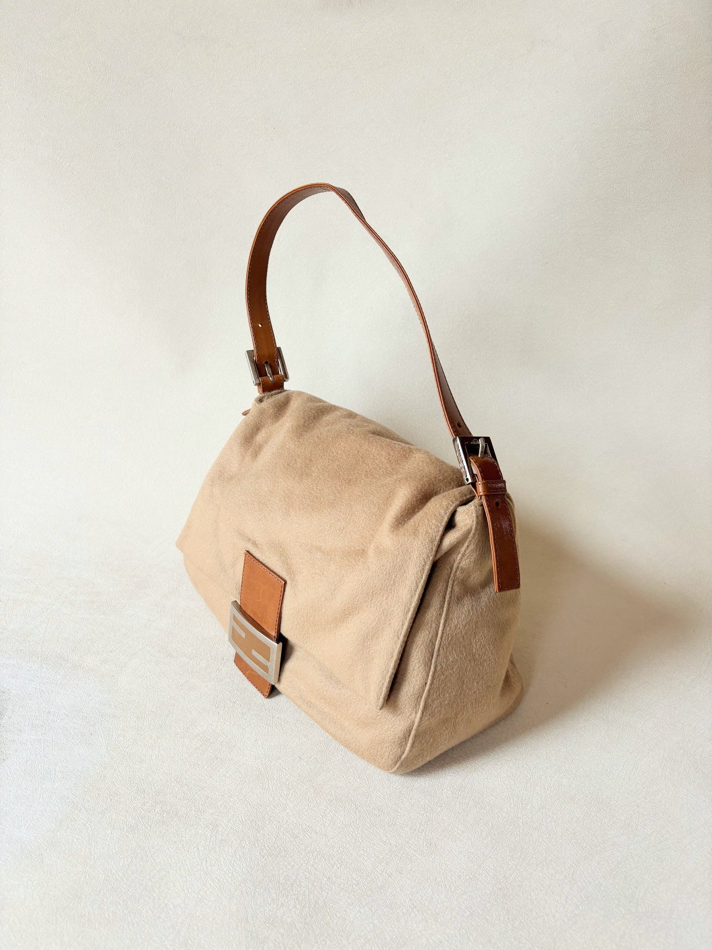 FENDI Sac Mamma Baguette